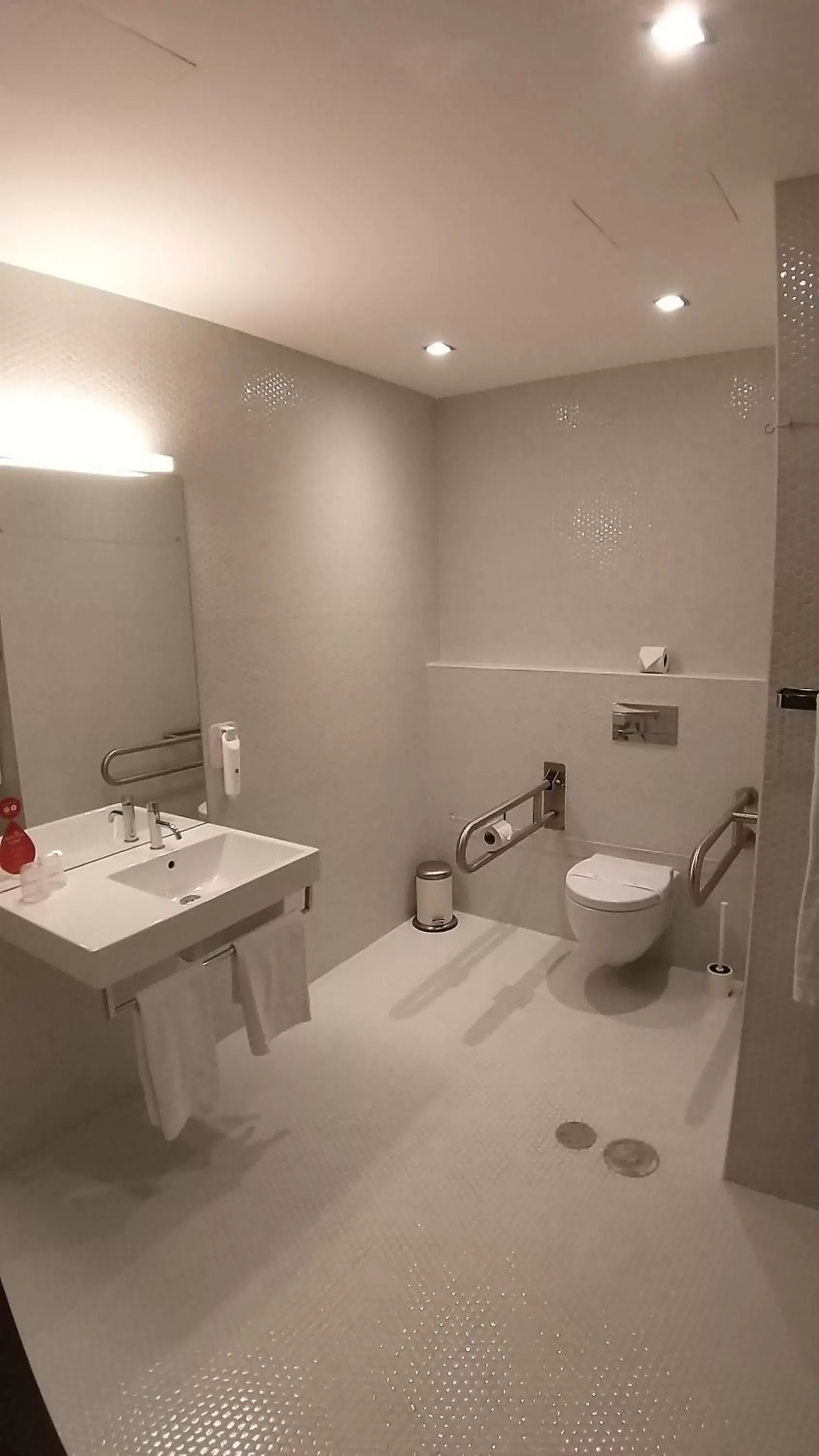 Bathroom in Moov Hotel Évora