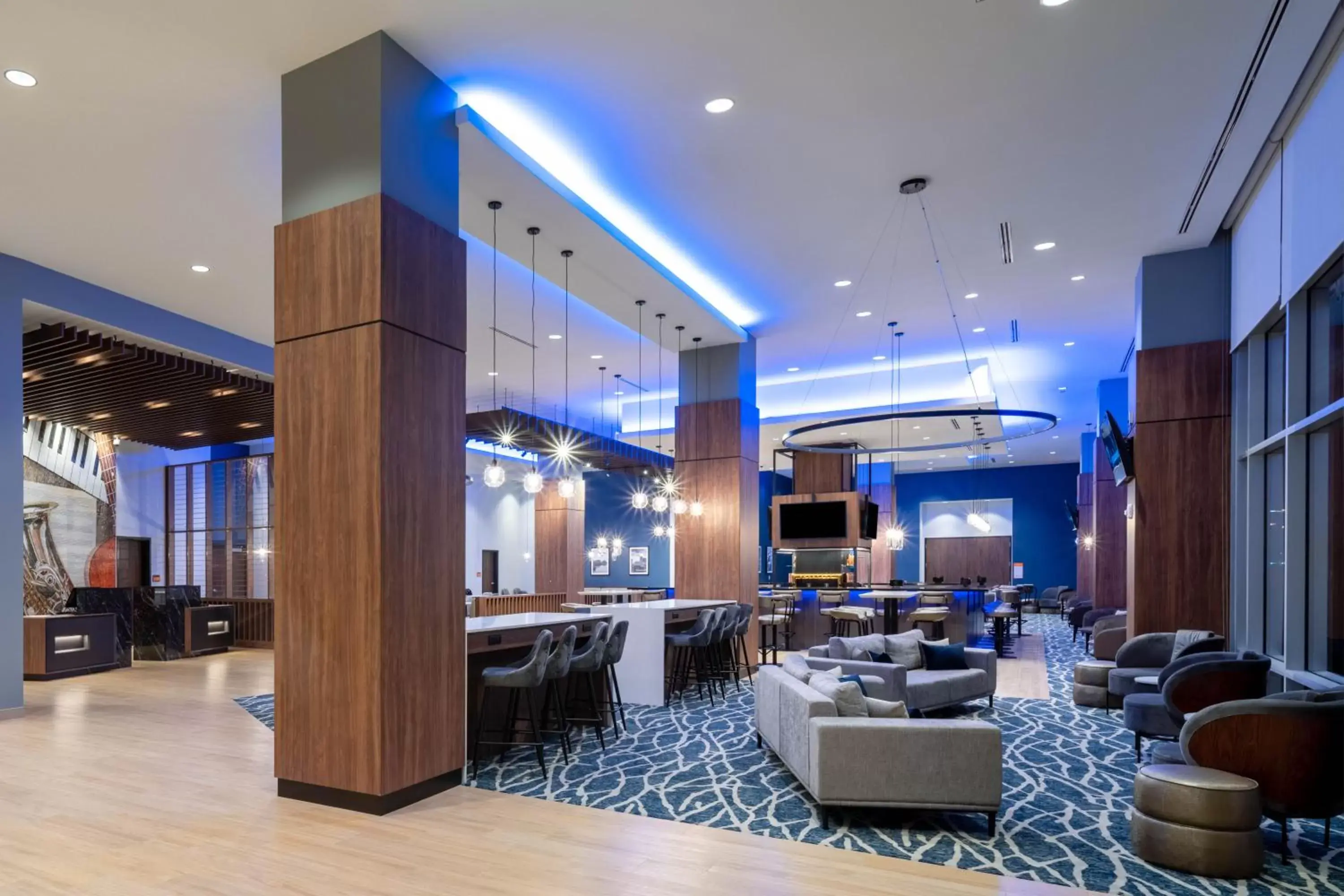 Lobby or reception in La Quinta Inn & Suites by Wyndham Nashville Downtown Stadium
