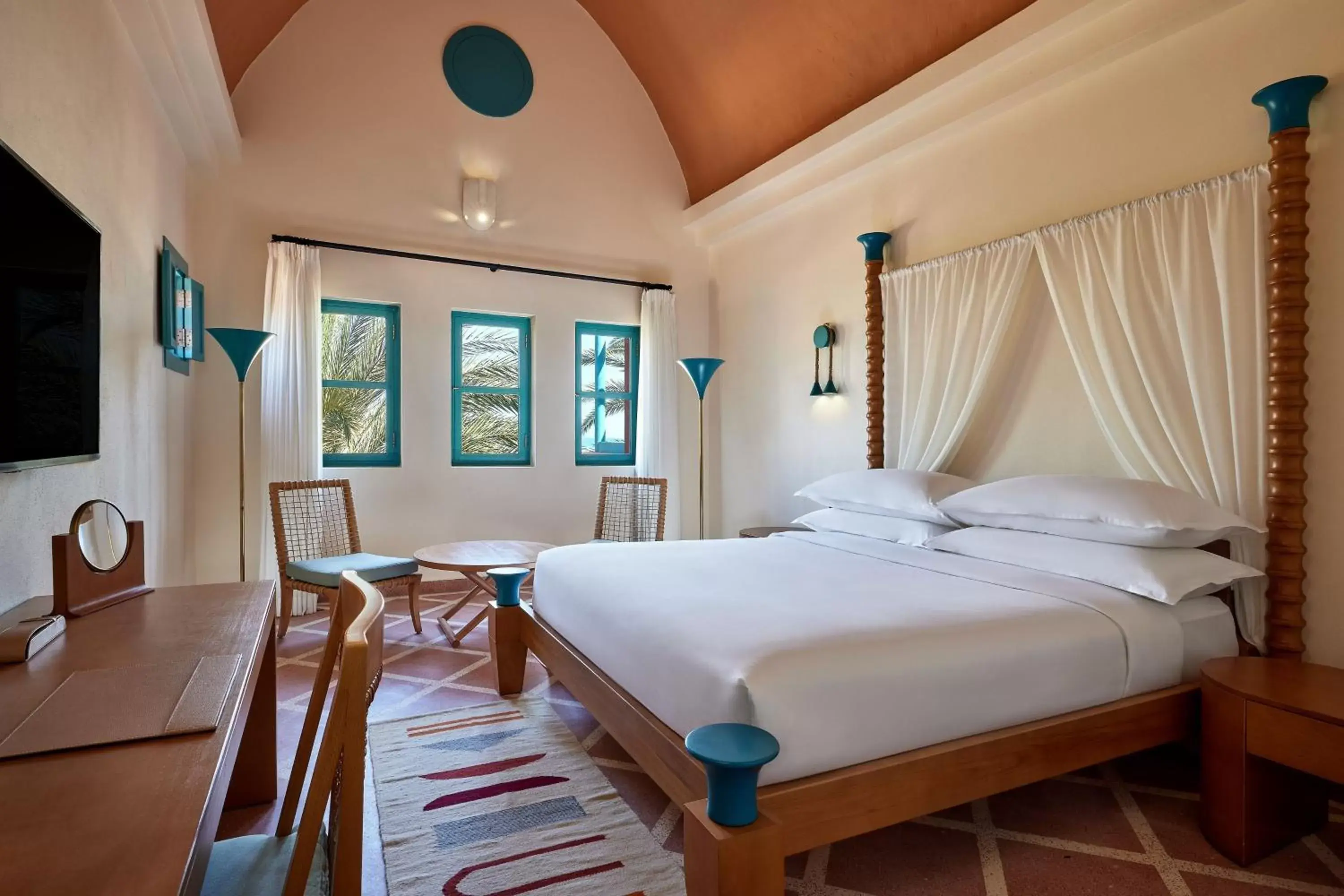 Bedroom, Bed in Sheraton Miramar Resort El Gouna