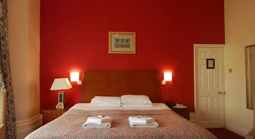 Property building, Bed in The Beach Hotel Property building, Bed in The Beach Hotel