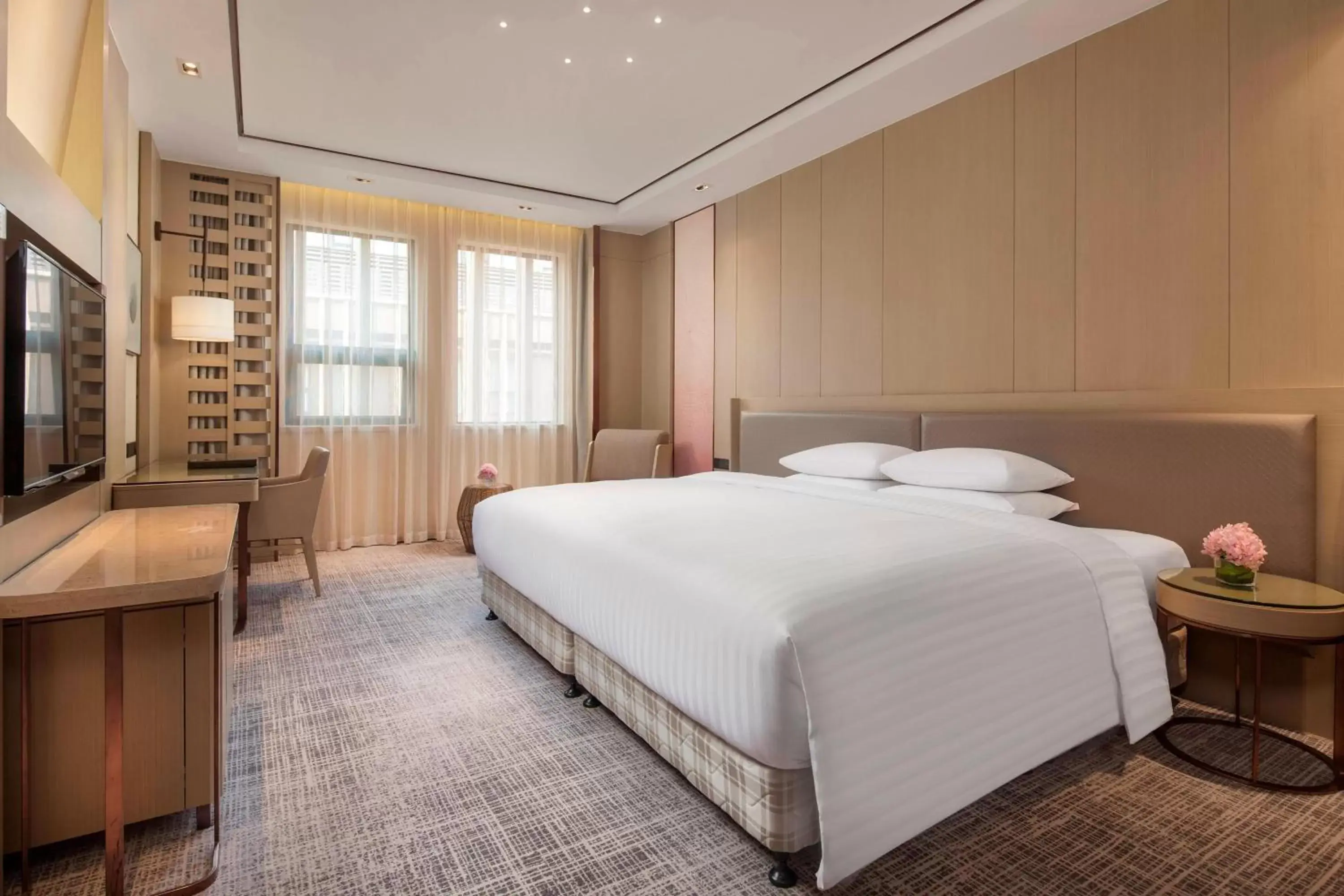 Photo of the whole room, Bed in Courtyard by Marriott Shanghai International Tourism and Resorts Zone