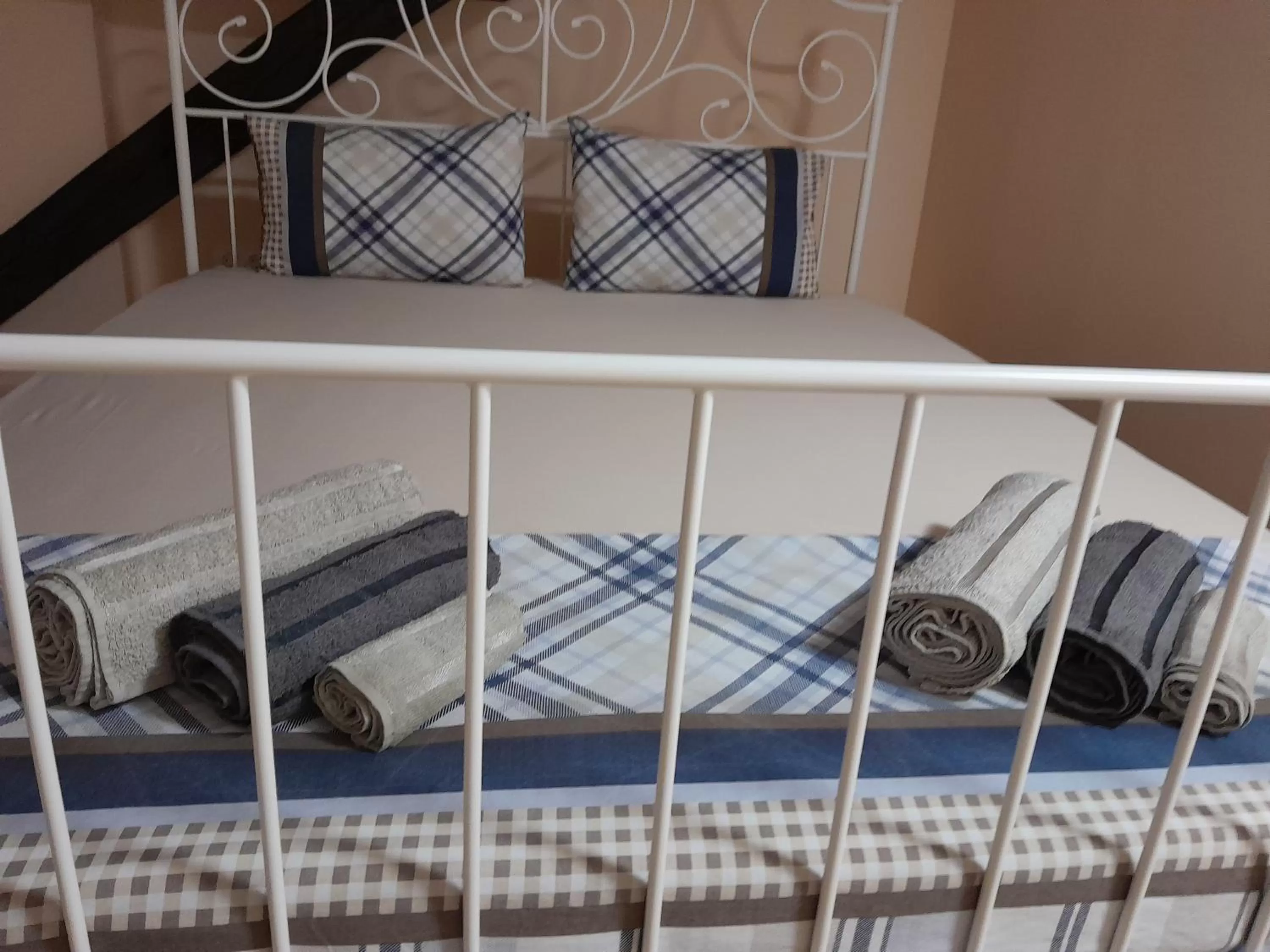 Bed, Bunk Bed in HANCHO SevenUps - KAPANA Plovdiv Center