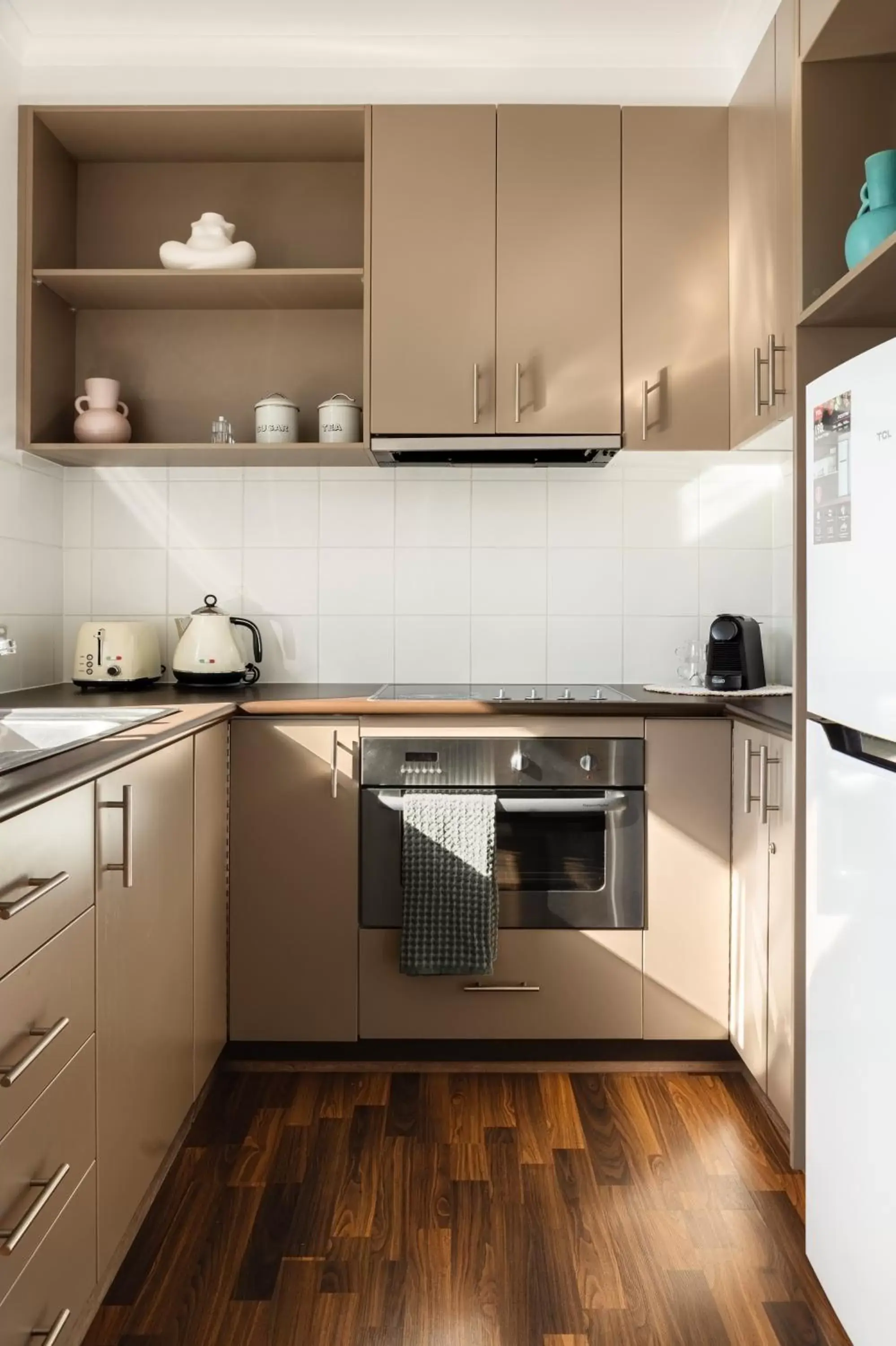 Kitchen or kitchenette, Kitchen/Kitchenette in Apartments of South Yarra