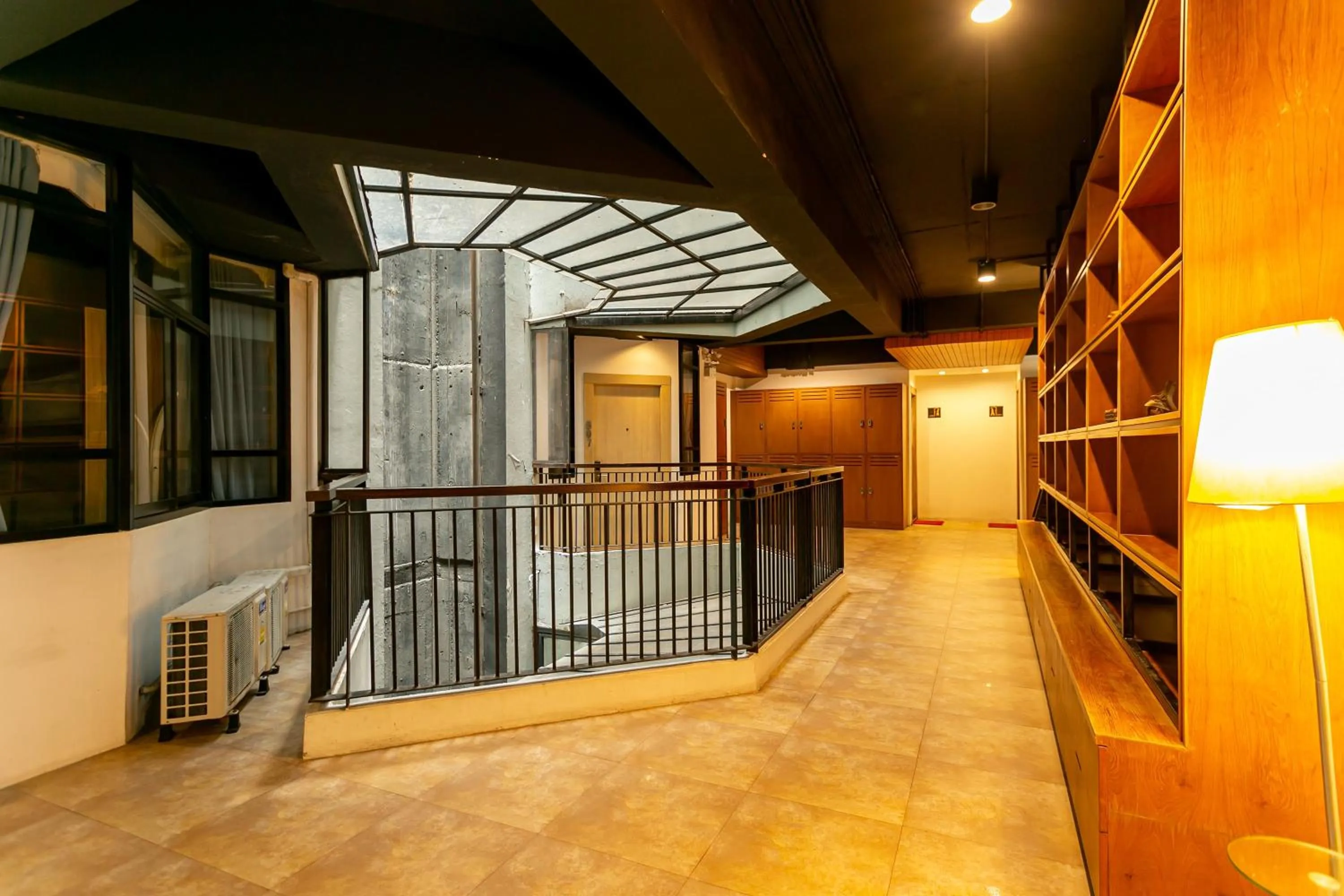 Area and facilities in The Bedrooms Hostel Pattaya