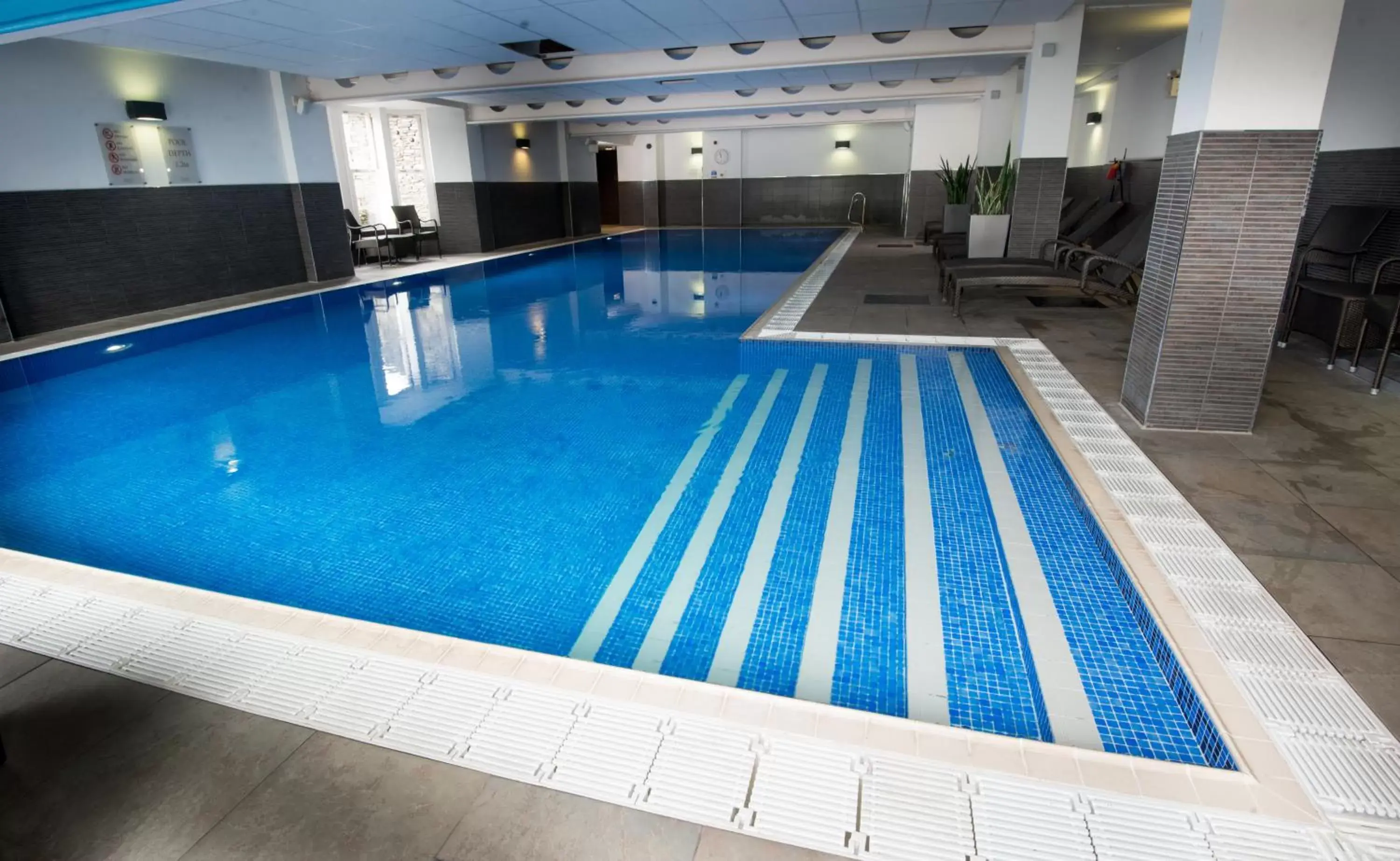 Swimming Pool in Macdonald Old England Hotel & Spa