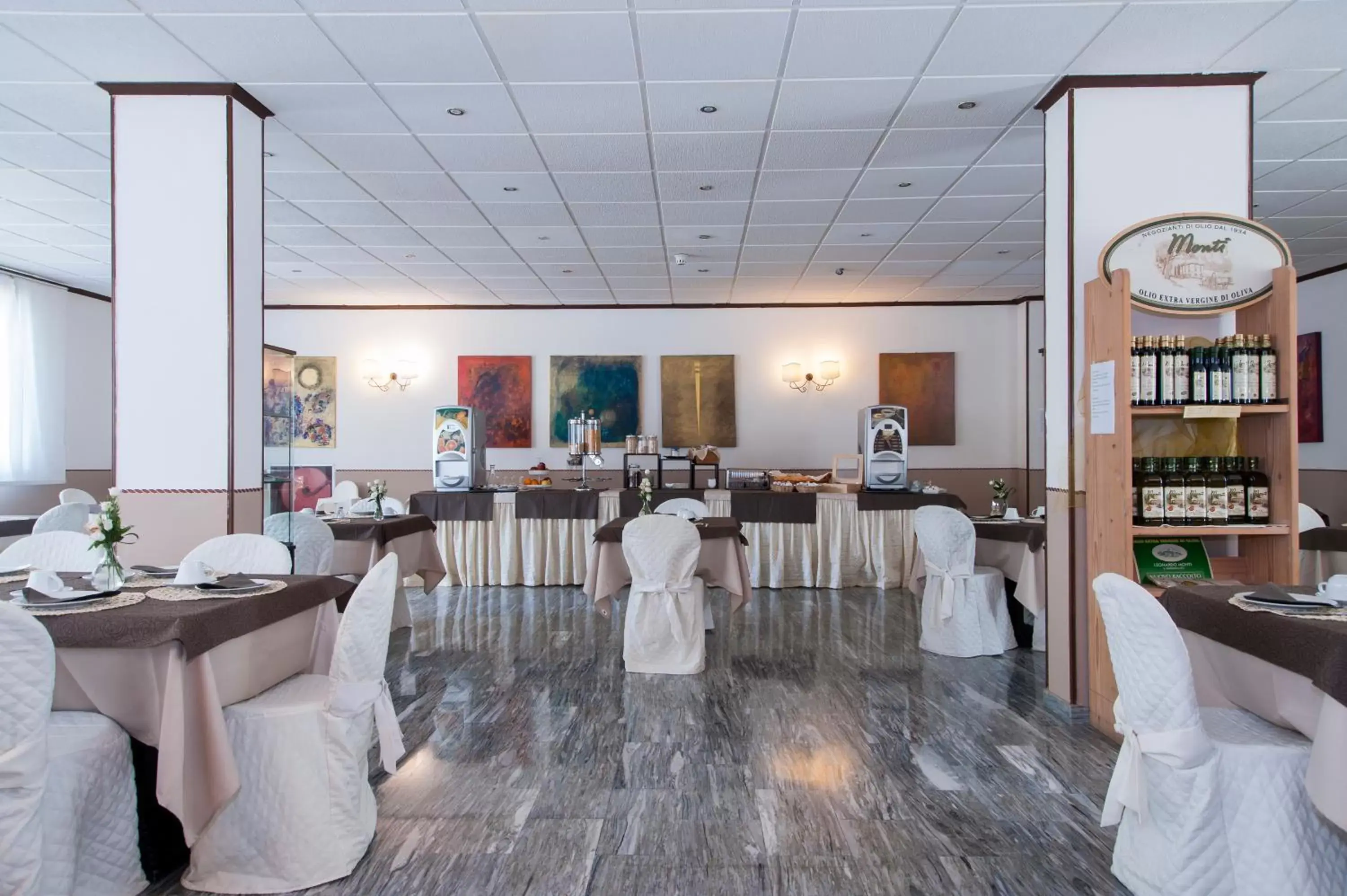 Banquet/Function facilities, Restaurant/Places to Eat in Hotel Monti