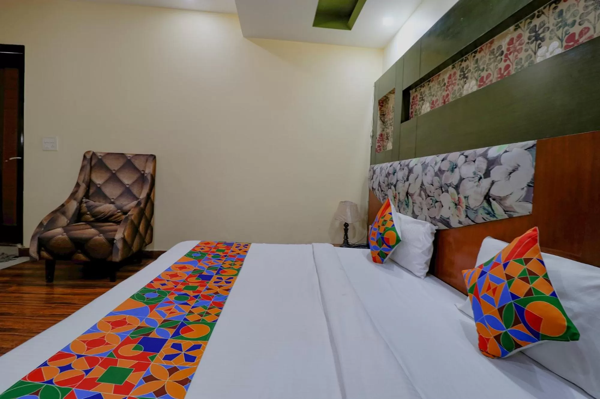 Bed in Staybook - Hotel City Stories - By Aira Xing, Paharganj, New Delhi