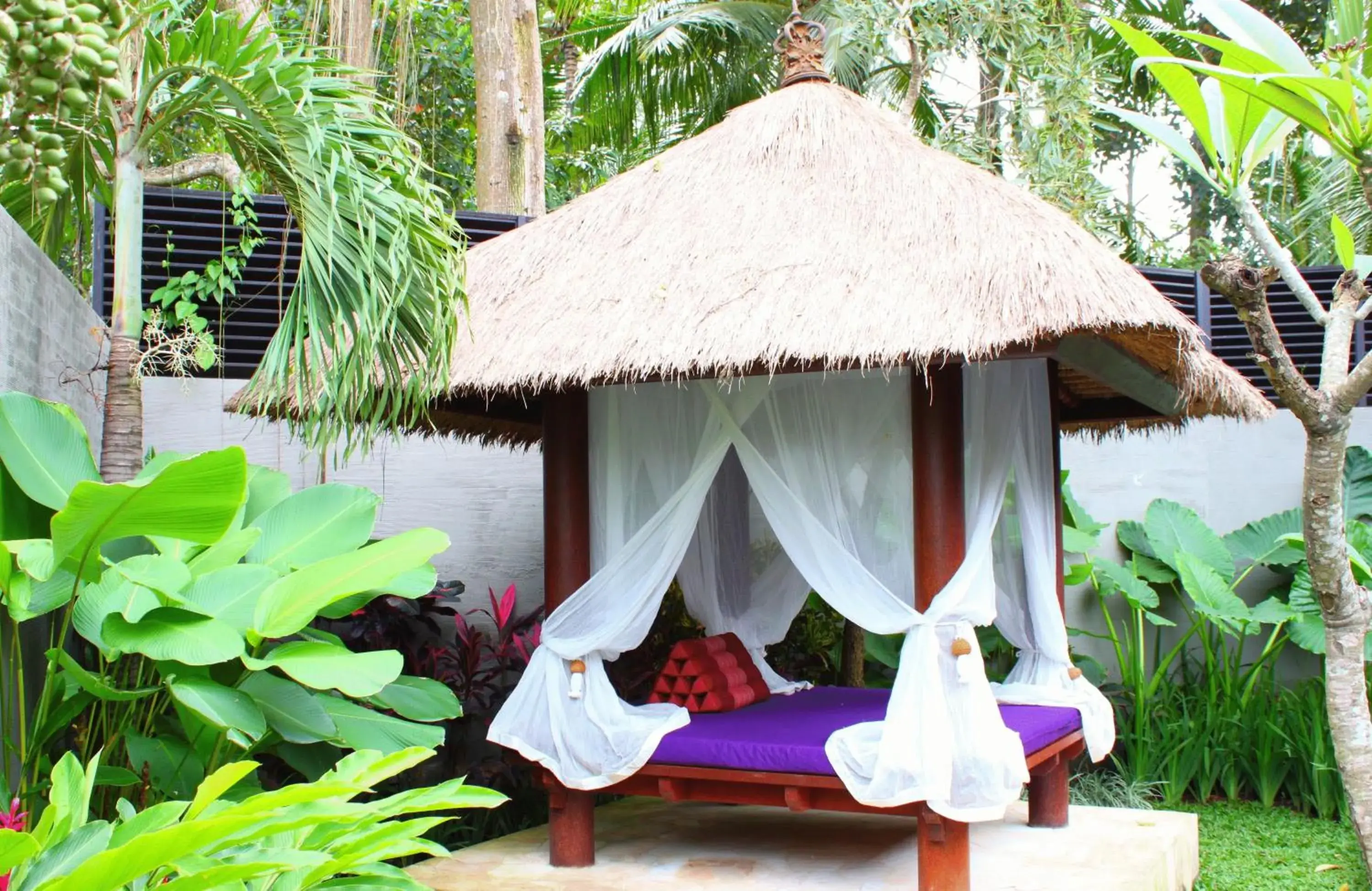 Garden, Banquet Facilities in Royal Kamuela Villas & Suites at Monkey Forest Ubud