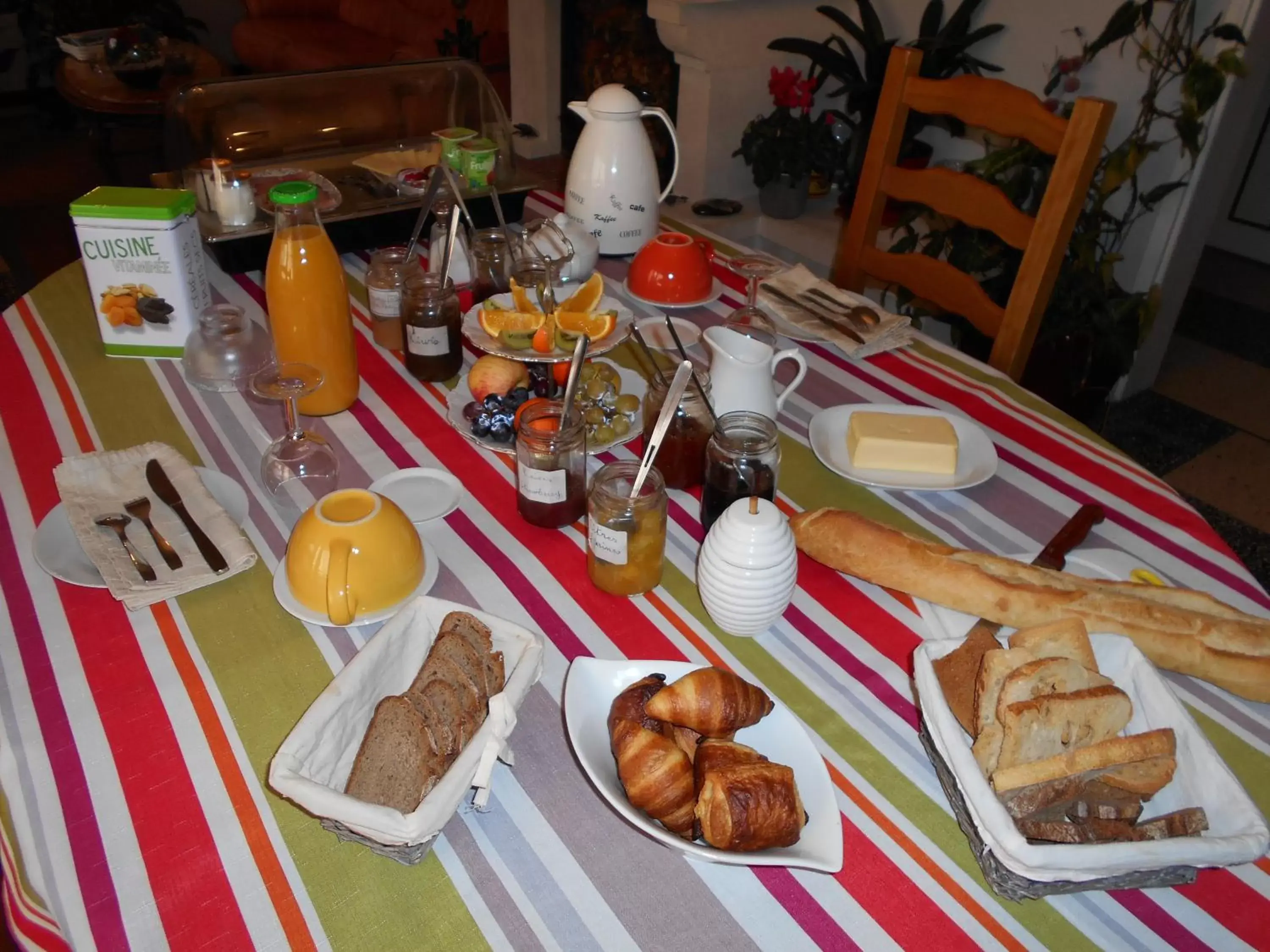 Continental breakfast, Breakfast in Les Tilleuls B&B