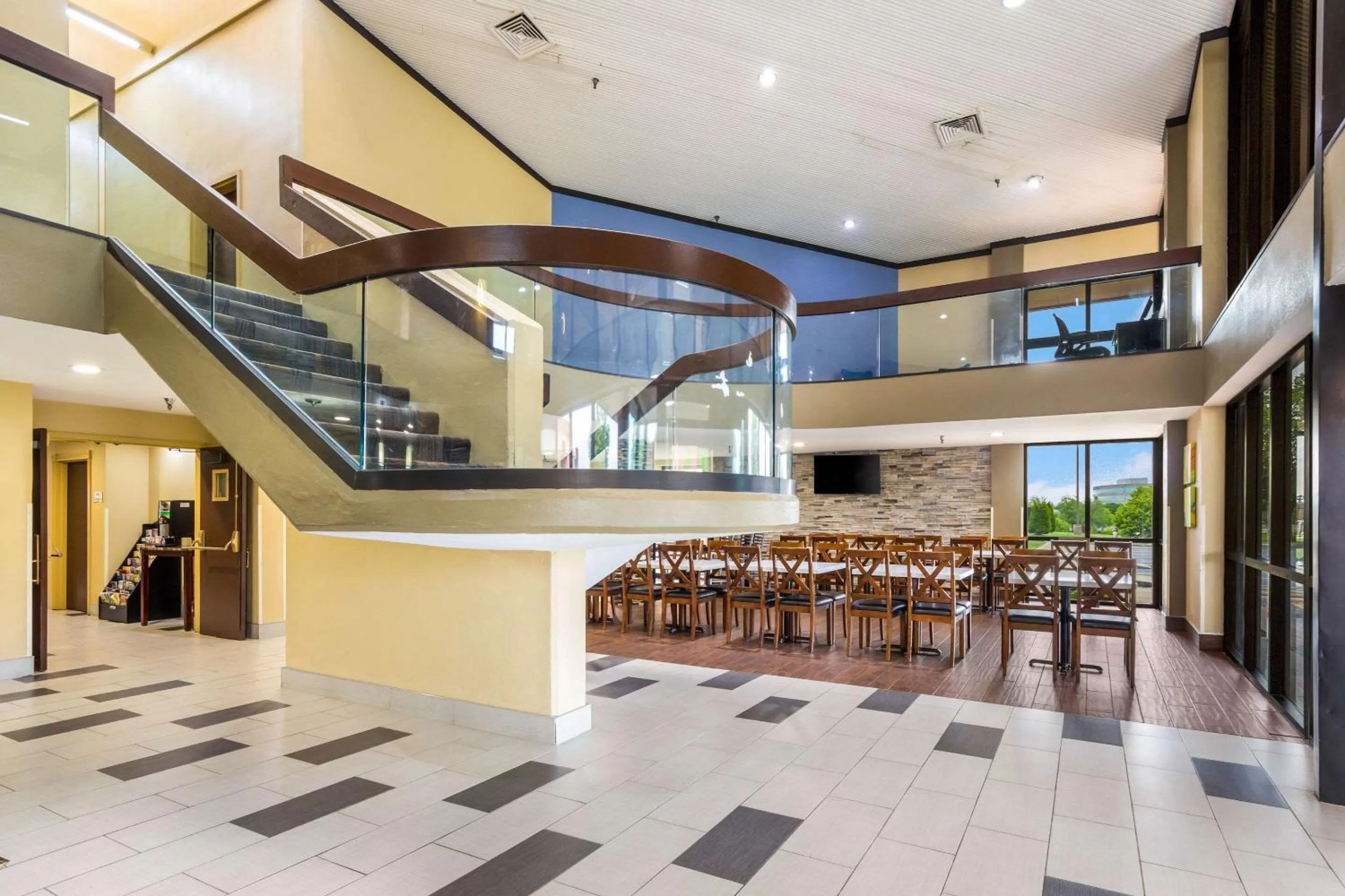 Restaurant/places to eat in Quality Inn & Suites Florence - Cincinnati South