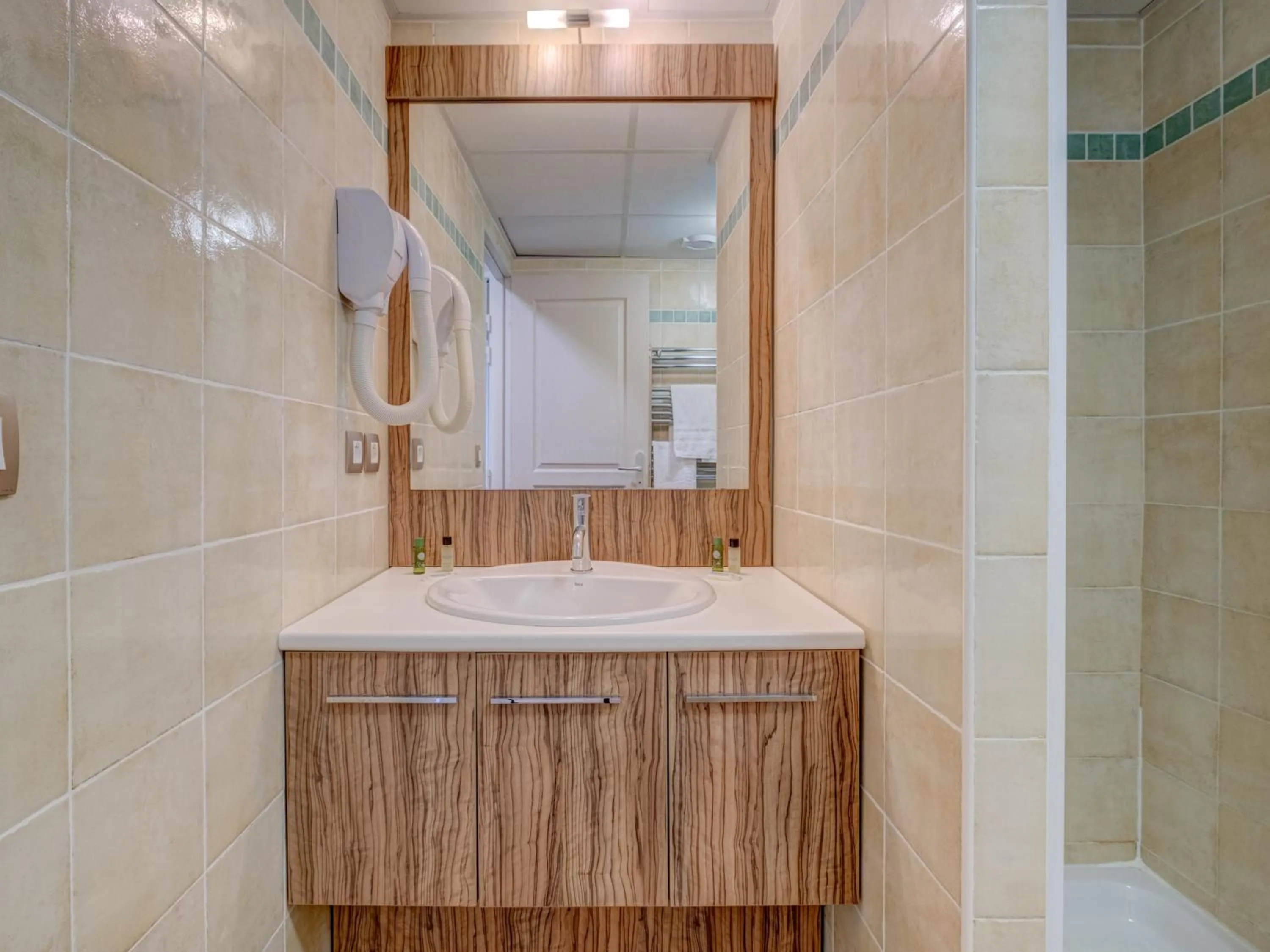 Bathroom in Vacancéole – Le Domaine de Camiole