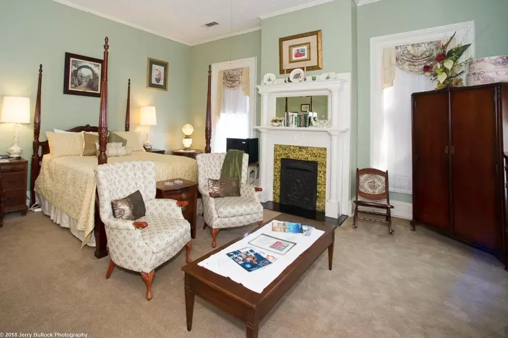 Seating Area in Page House Bed & Breakfast