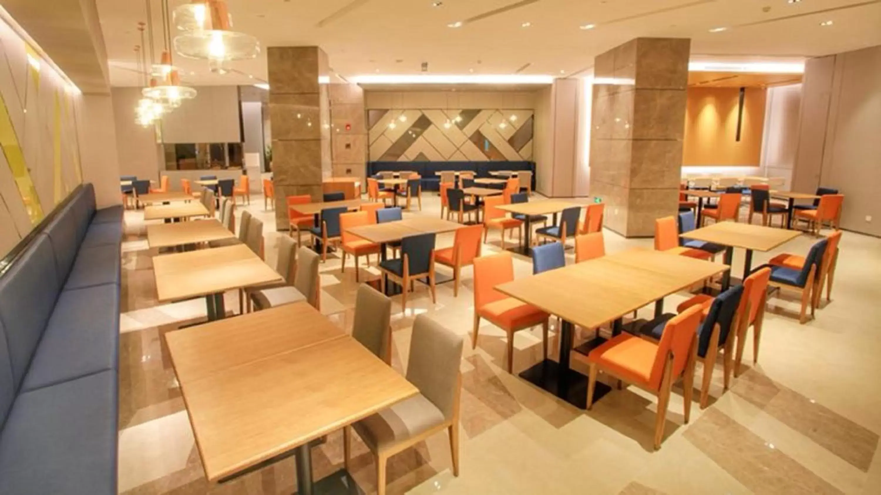 Restaurant/Places to Eat in Holiday Inn Express Suzhou New District, an IHG Hotel