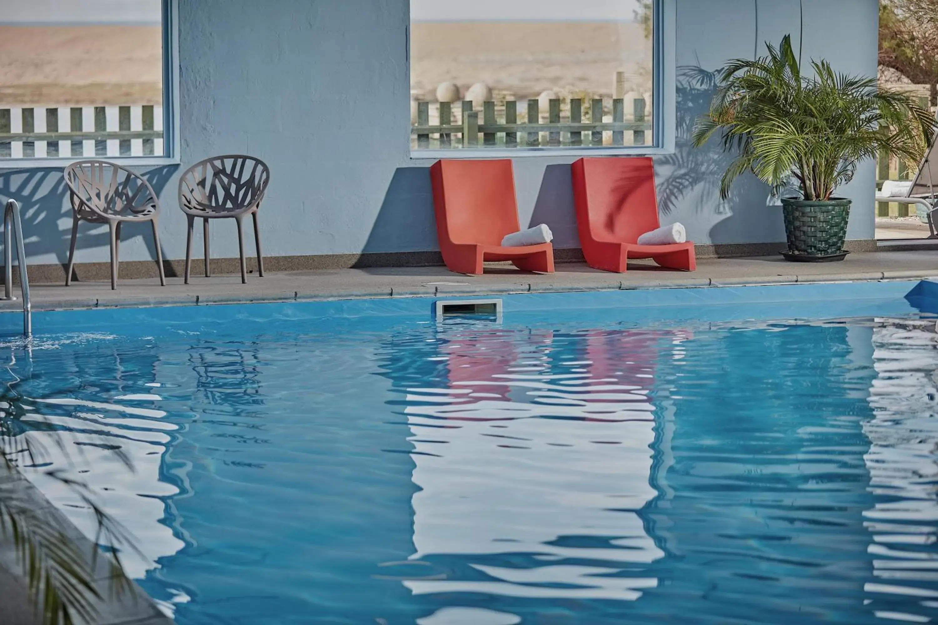 Swimming Pool in Moonfleet Manor - A Luxury Family Hotel