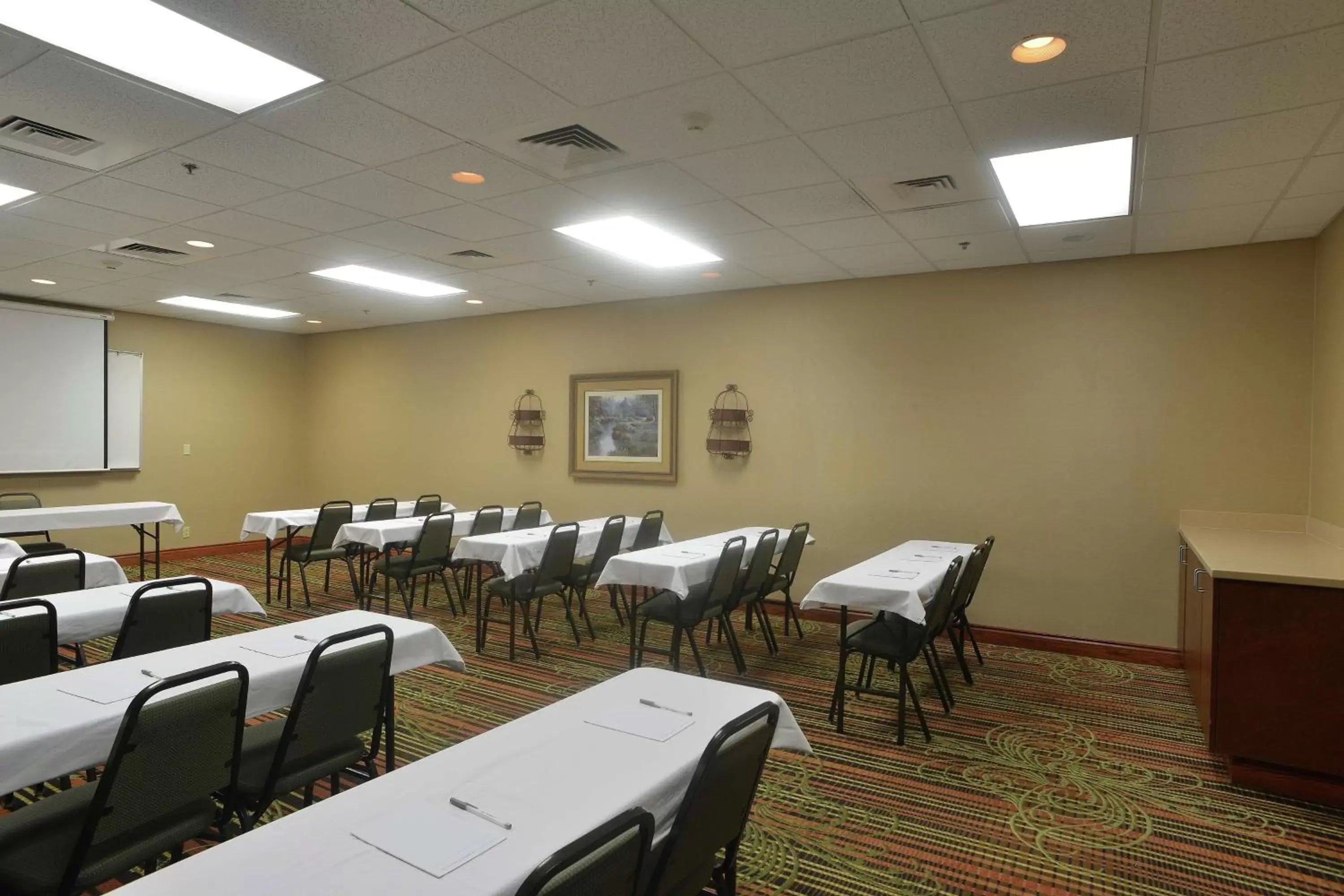 Meeting/conference room in Hampton Inn & Suites Springfield