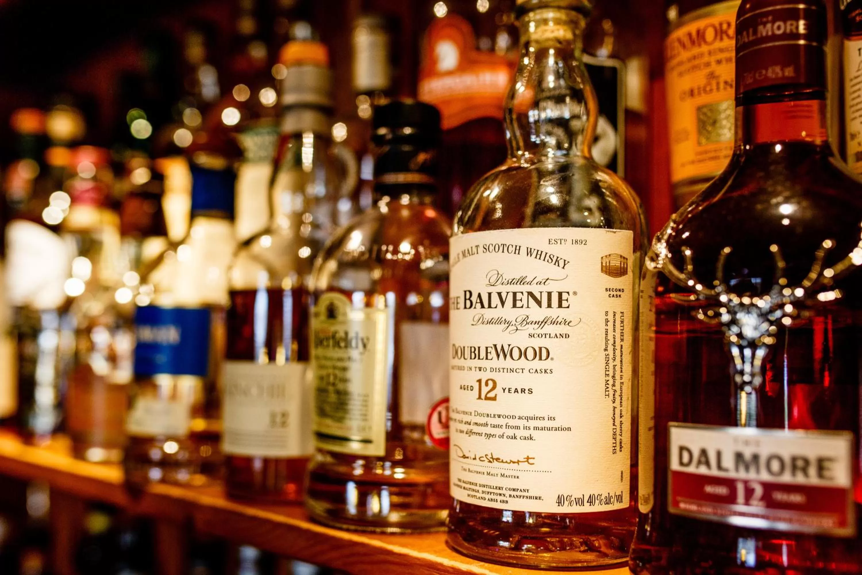 Alcoholic drinks in The Cock and Bull