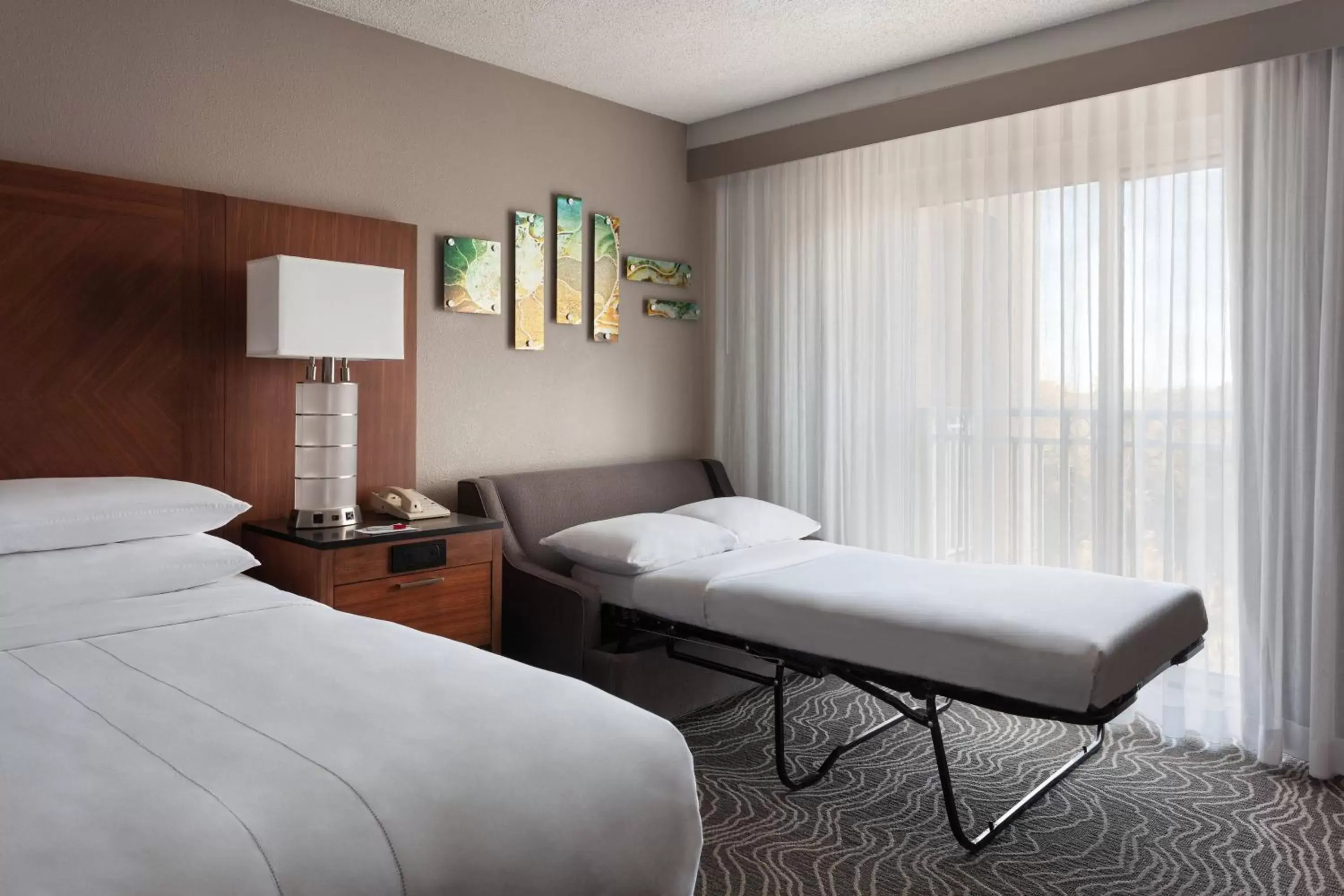 Photo of the whole room, Bed in Marriott Myrtle Beach Resort & Spa at Grande Dunes