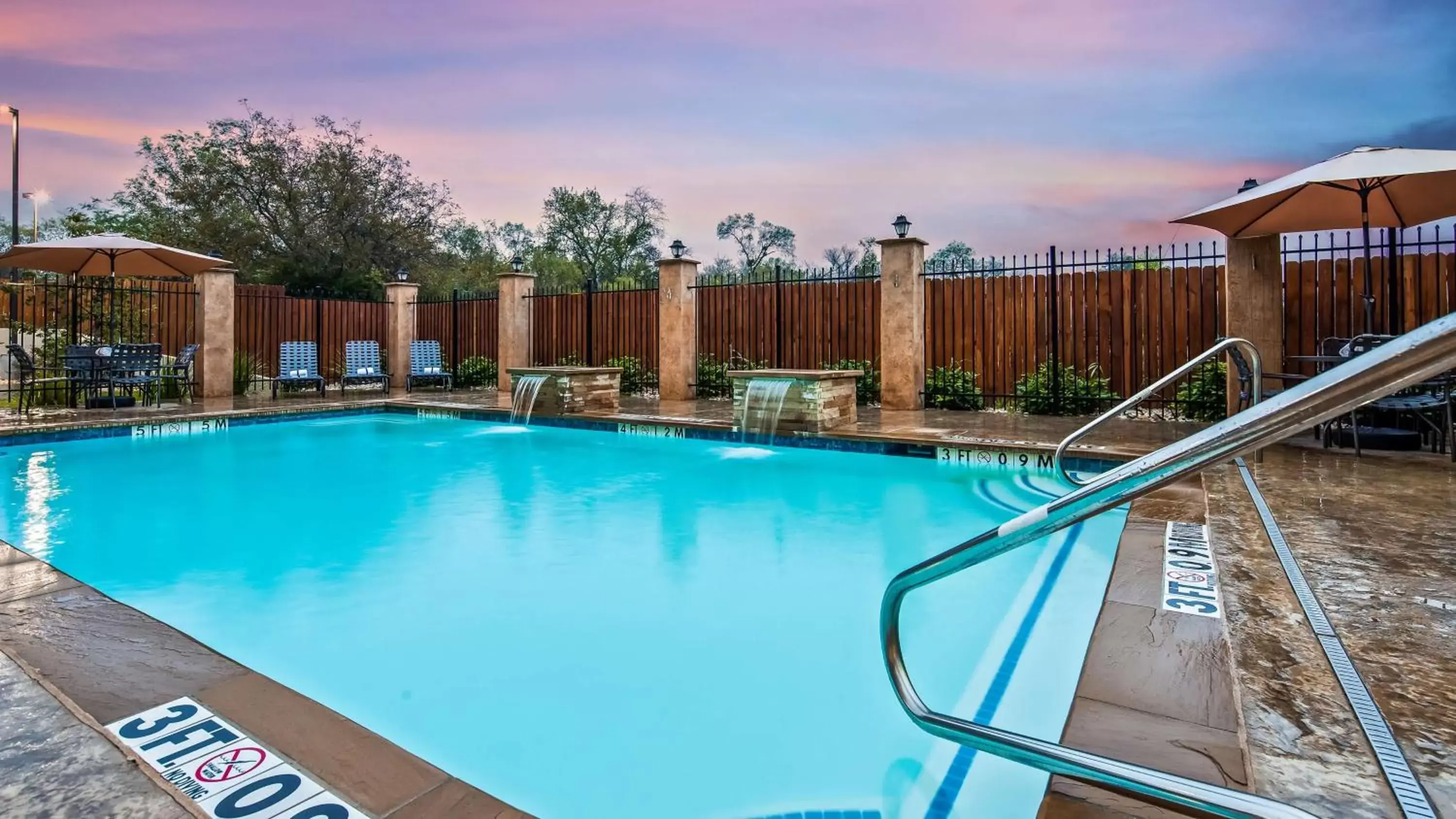 On site, Swimming Pool in Best Western Plus Lampasas Inn & Suites