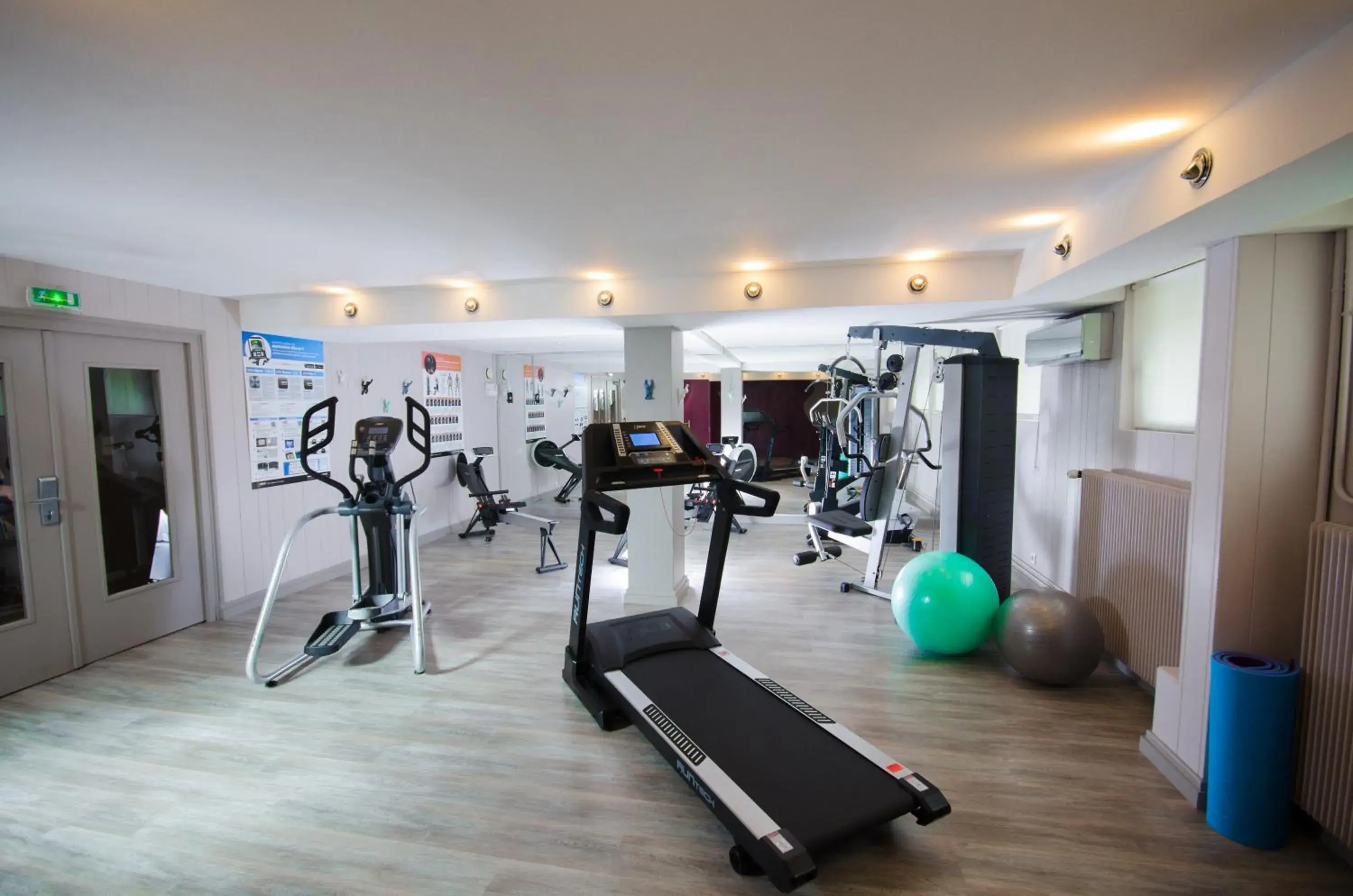 Staff, Fitness Center/Facilities in Best Western Plus Hotel Plaisance