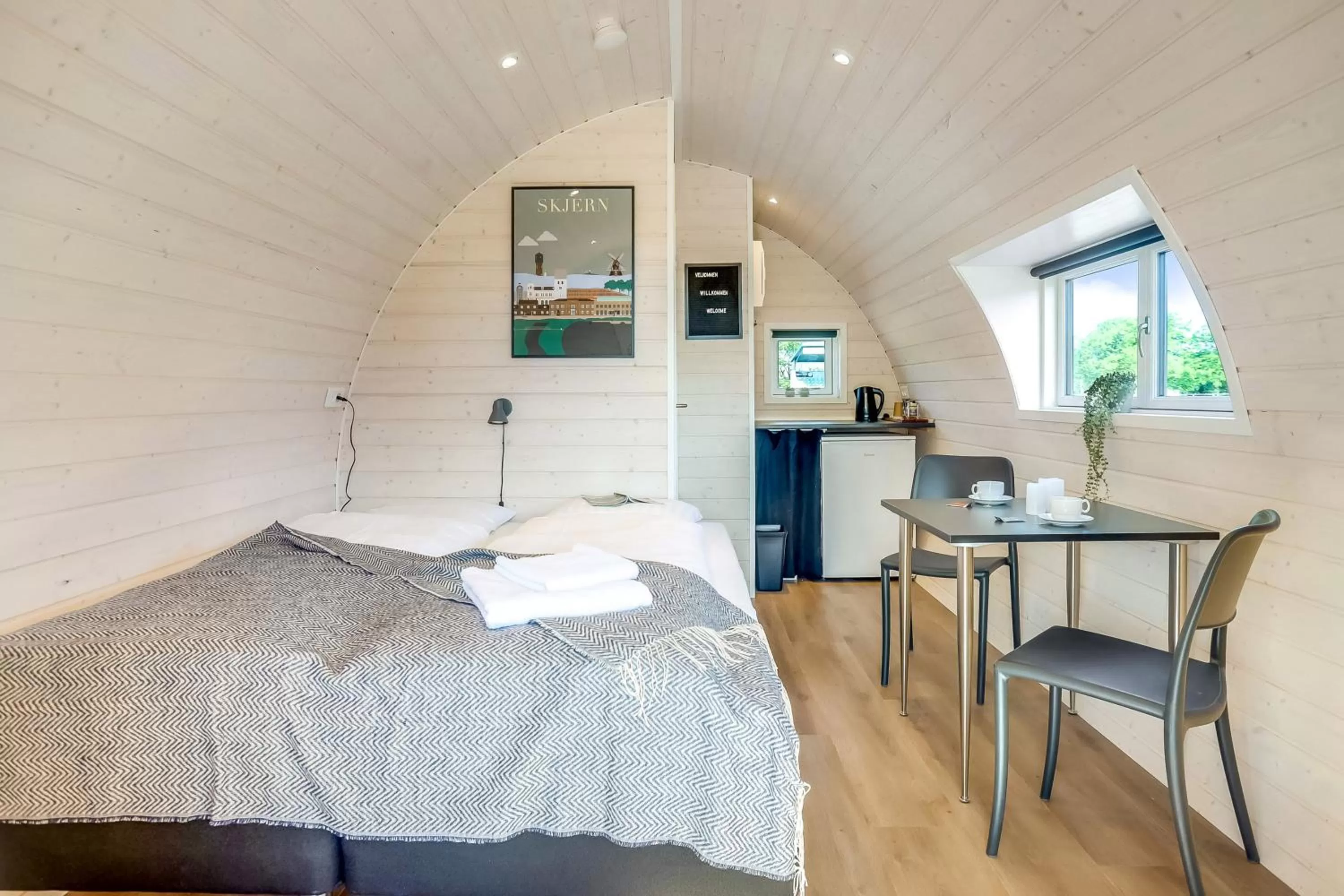 Photo of the whole room in Danhostel Skjern