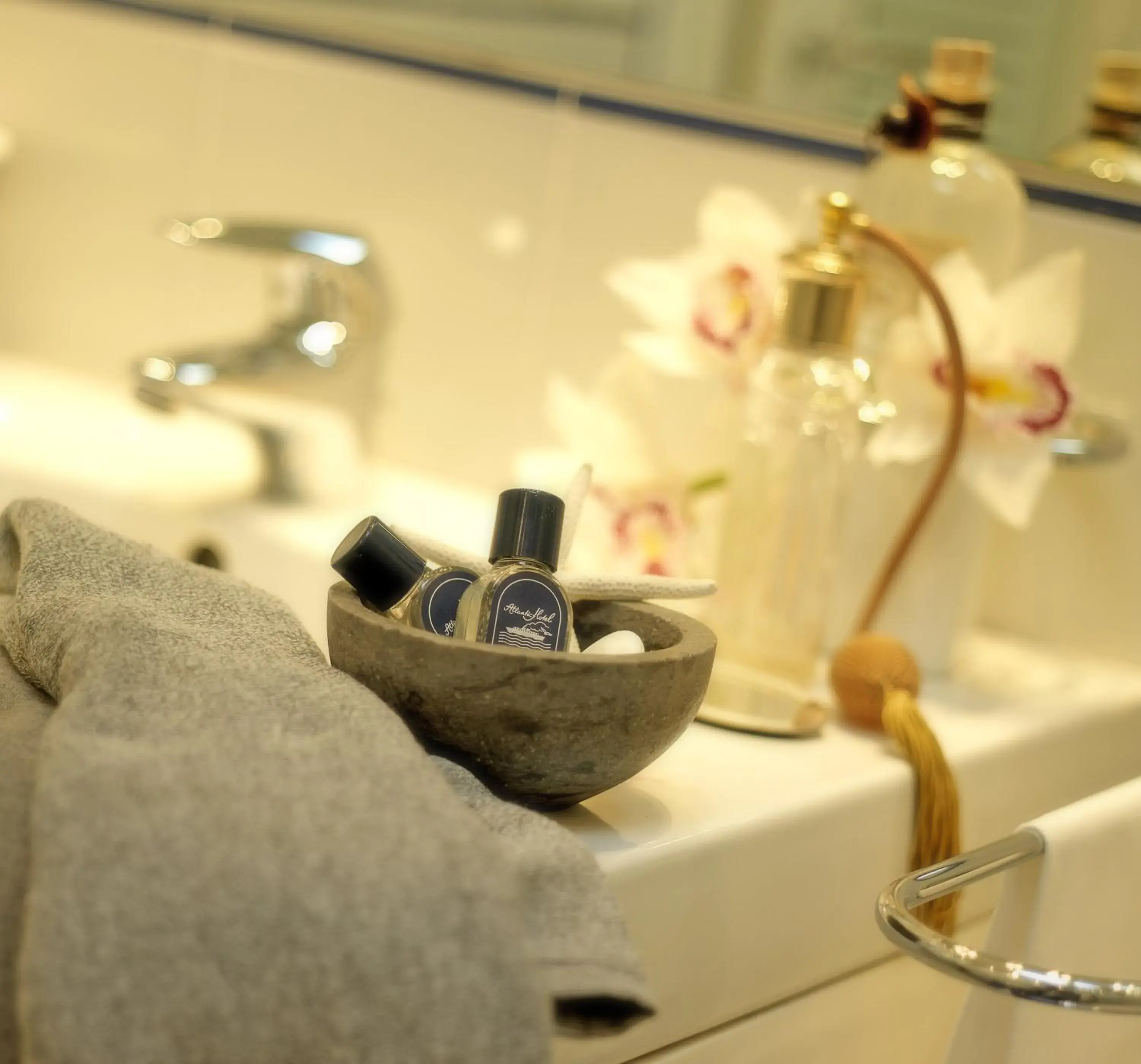 Decorative detail, Bathroom in Hotel Atlantic
