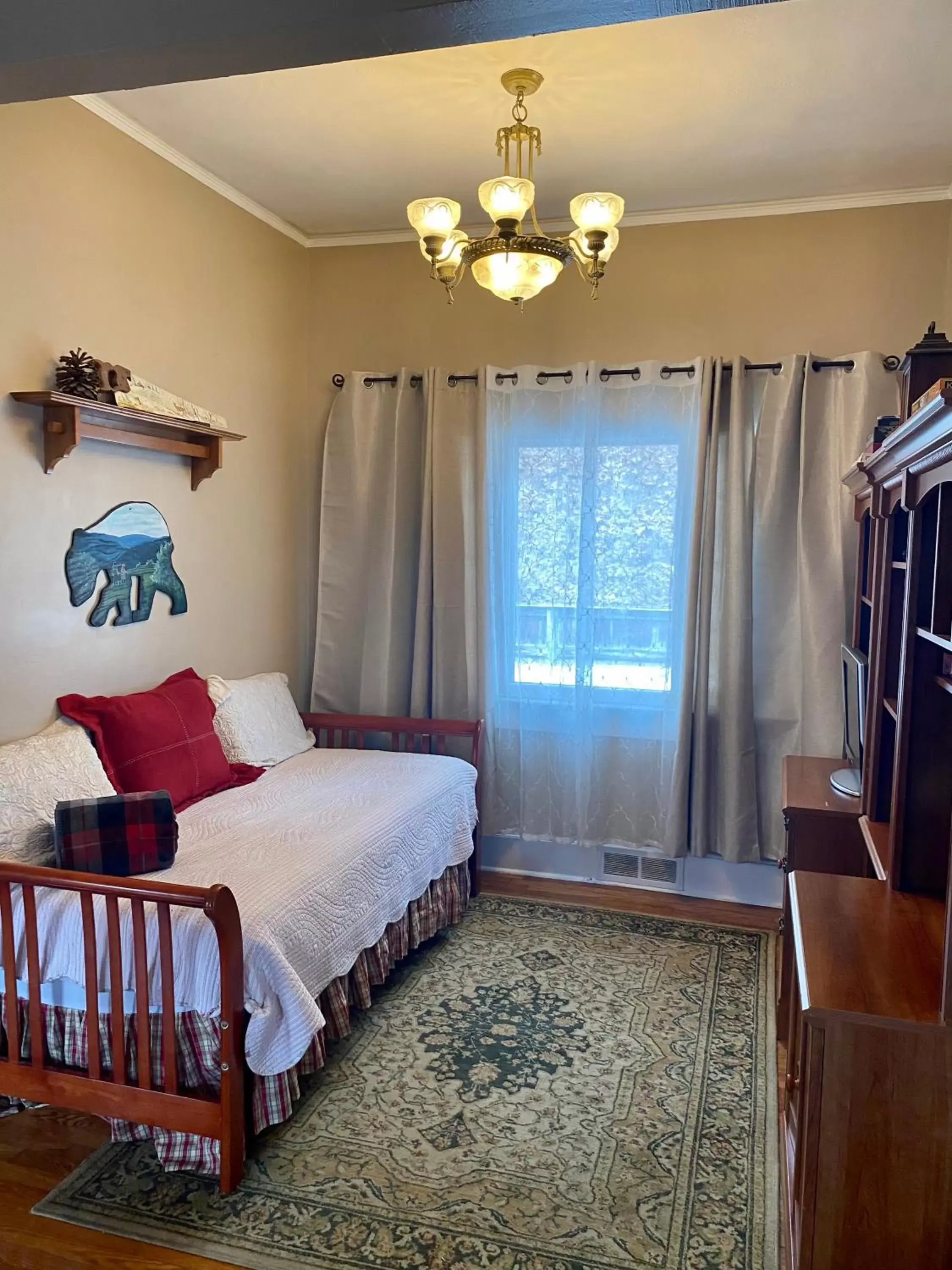 Bedroom in Grafton Lodge