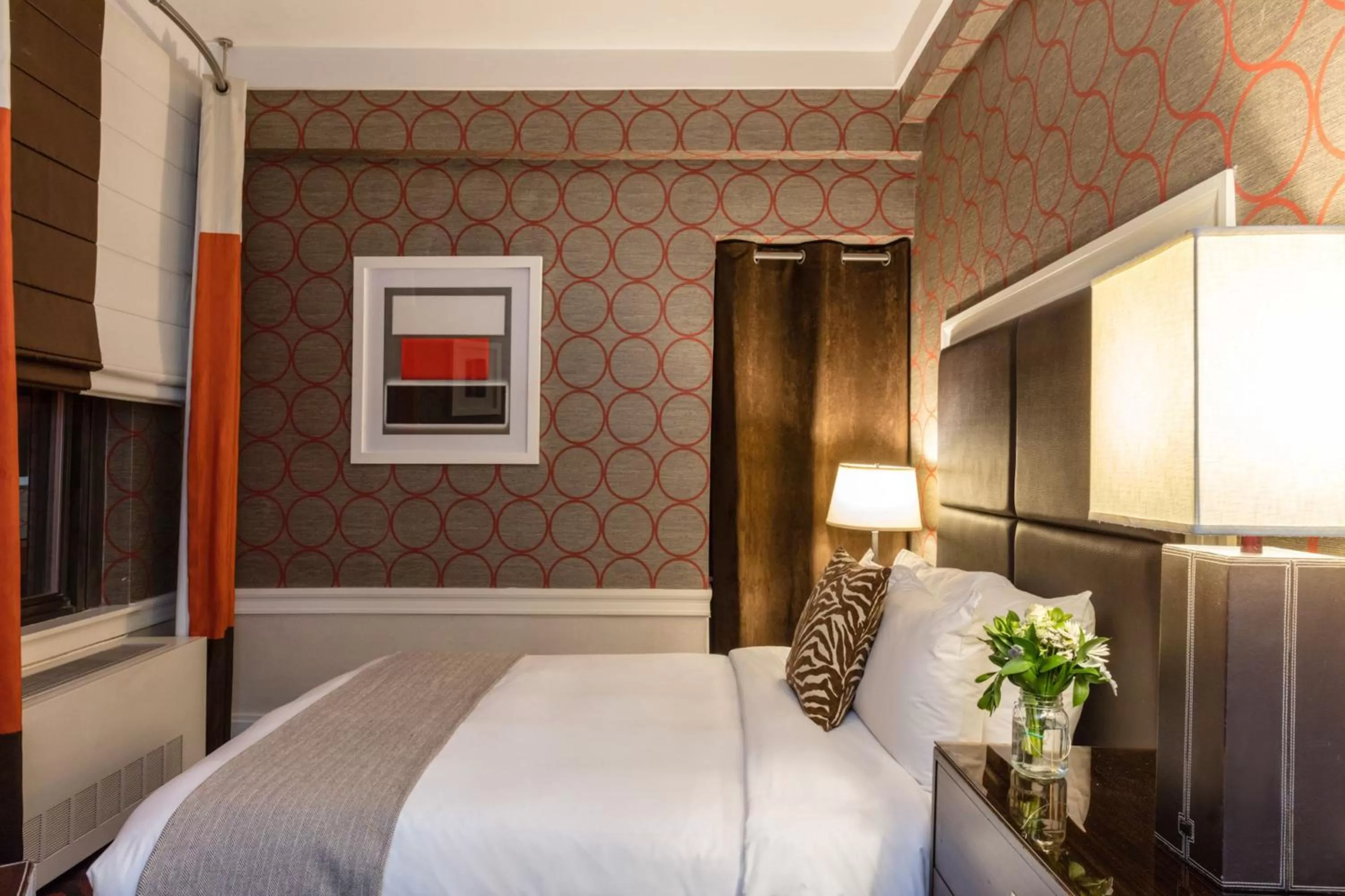 Bed in The Empire Hotel New York