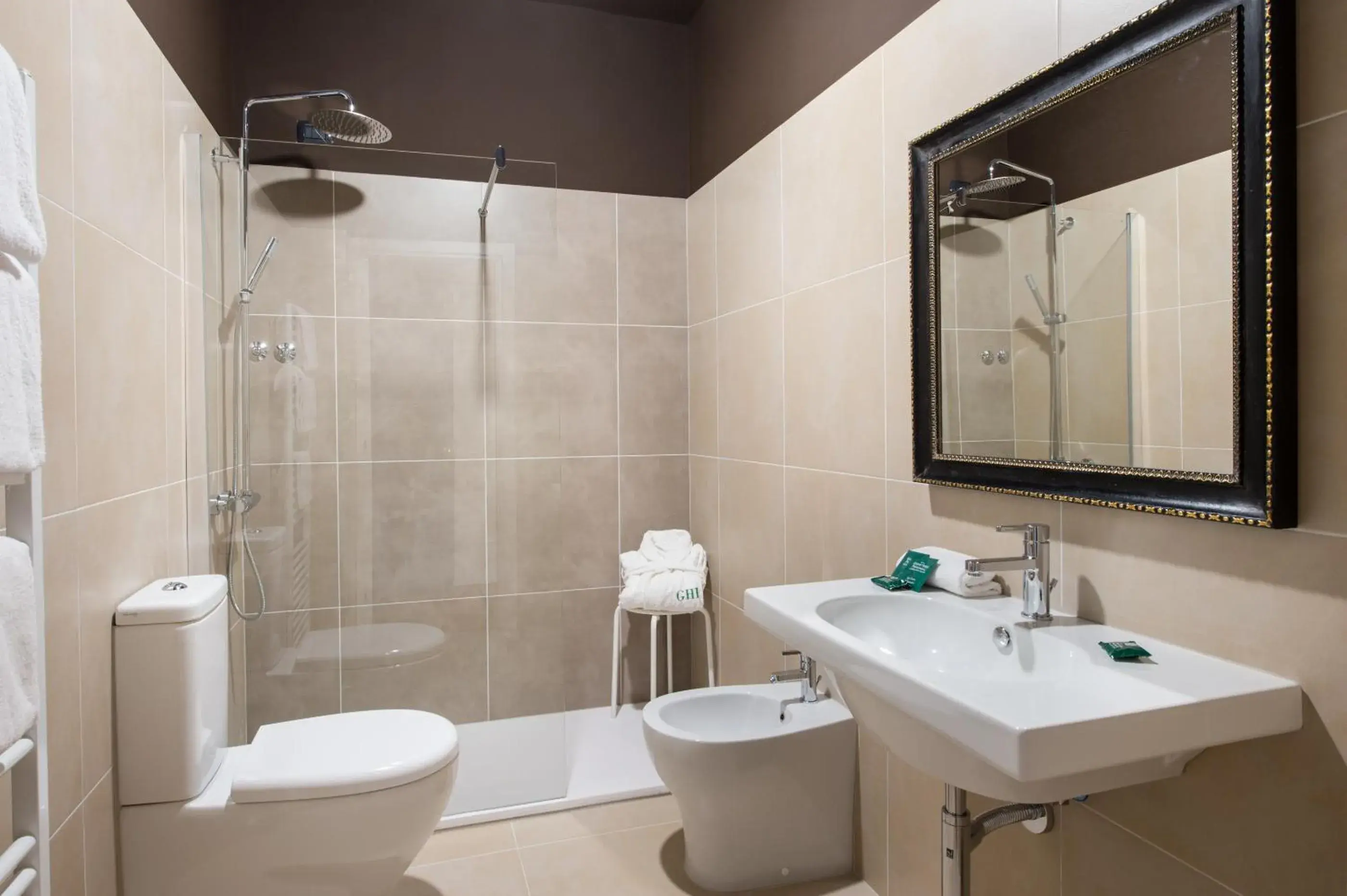 Bathroom in Grand Hotel Panoramic