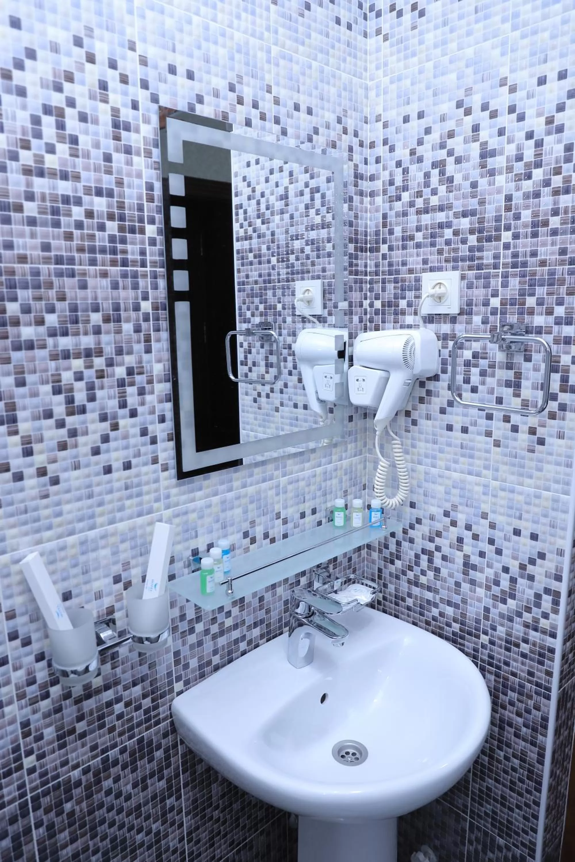 Shower in Osiyo Palace