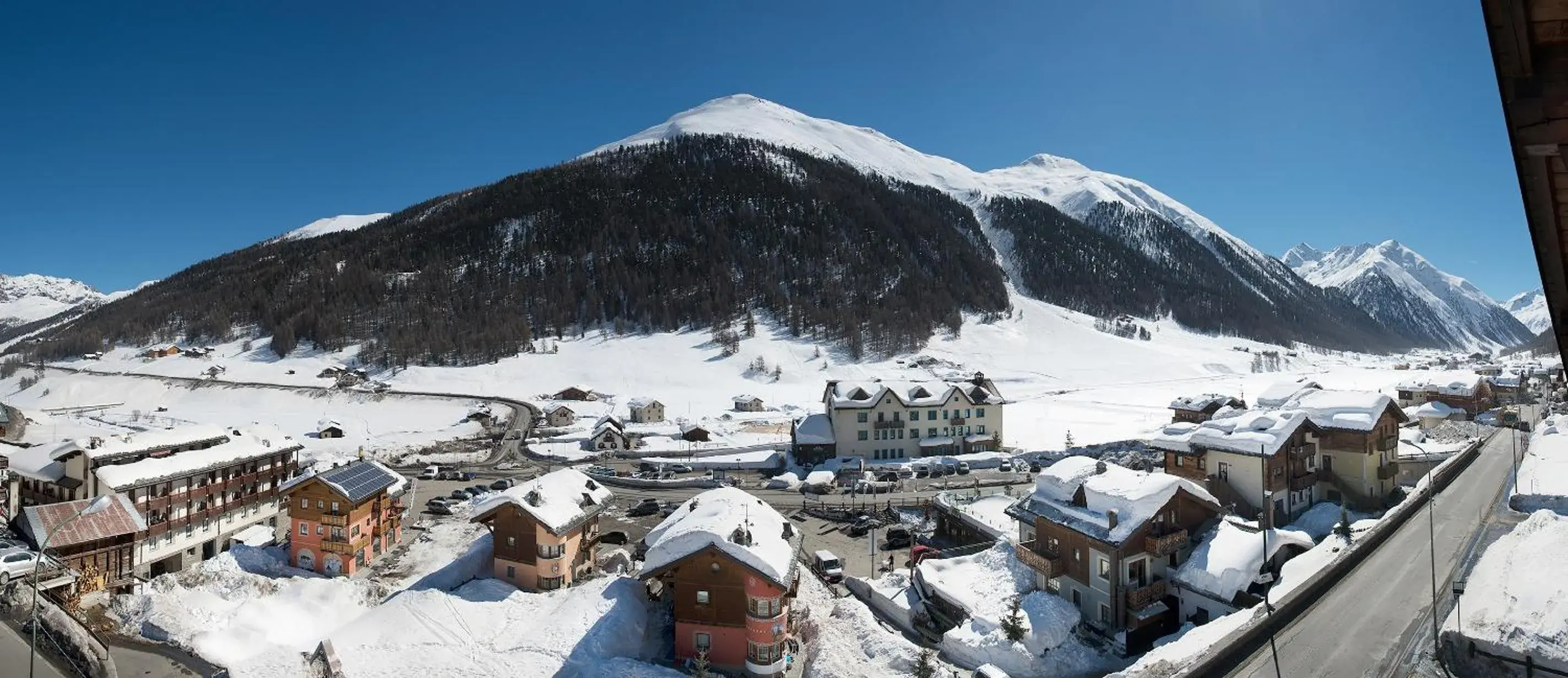 Mountain view, Winter in Garni Oasi