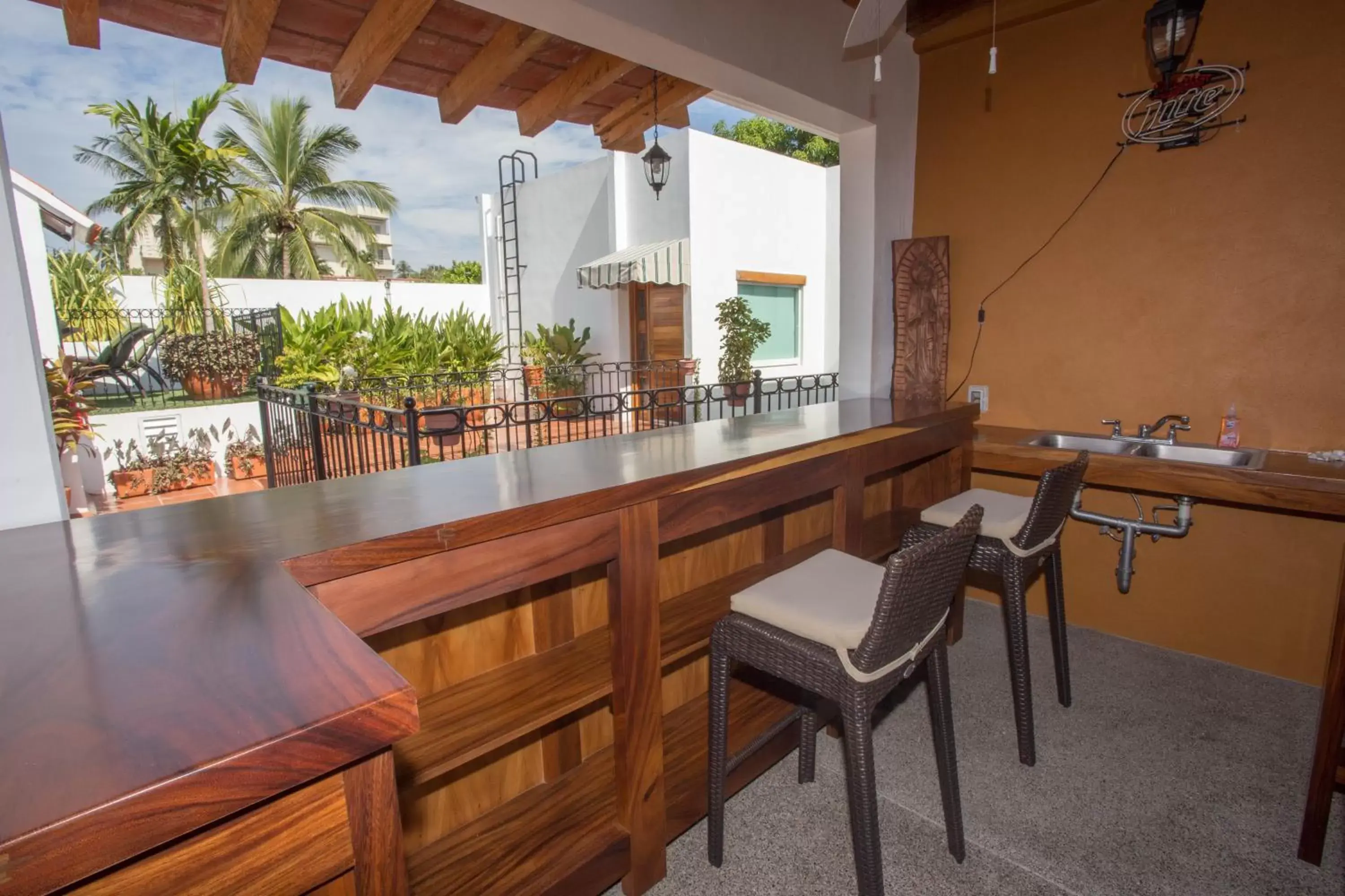 Lounge or bar, Restaurant/Places to Eat in Refugio del Mar Luxury Hotel Boutique