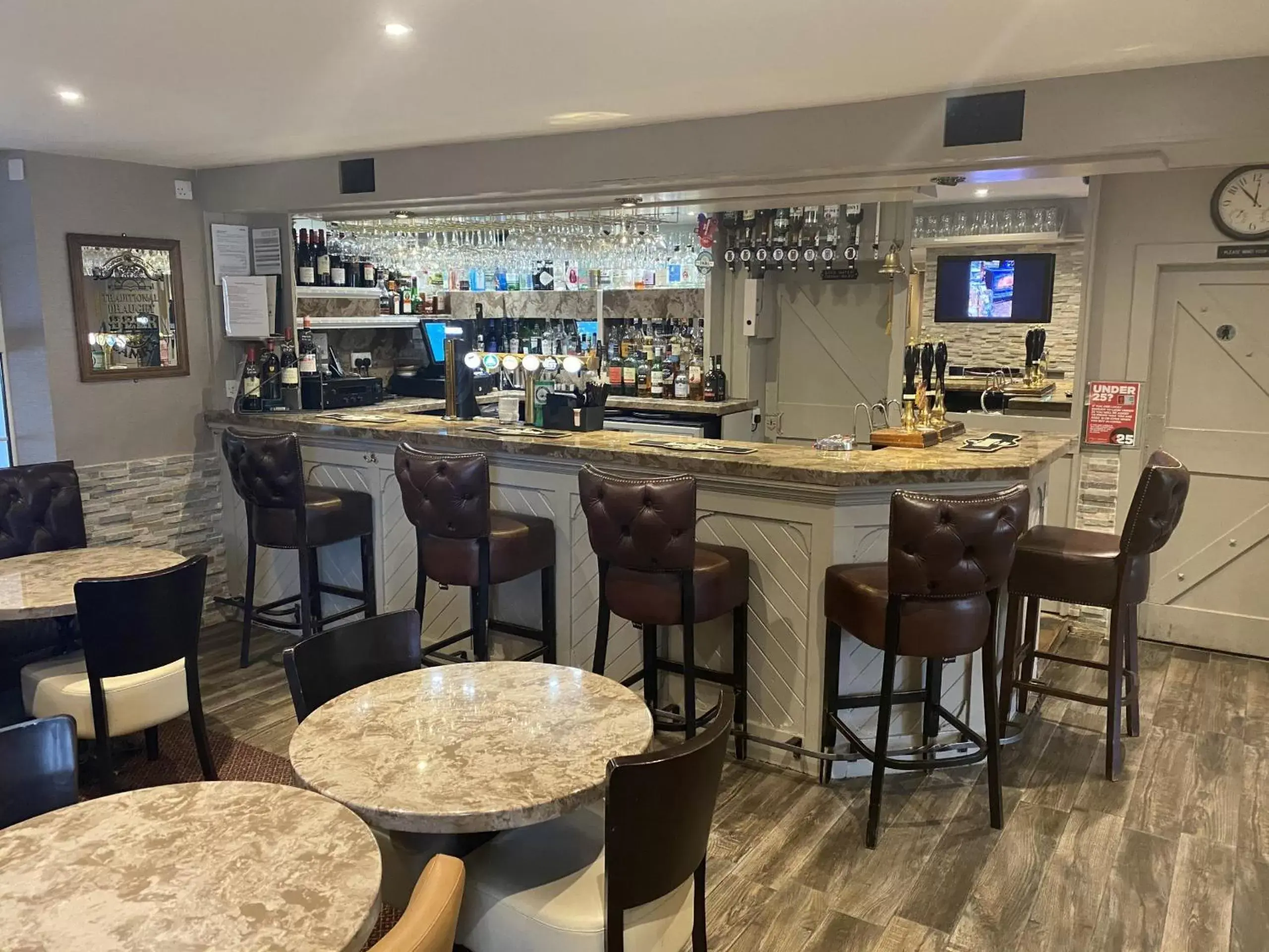 Lounge or bar, Lounge/Bar in The Blue Bell Crookham