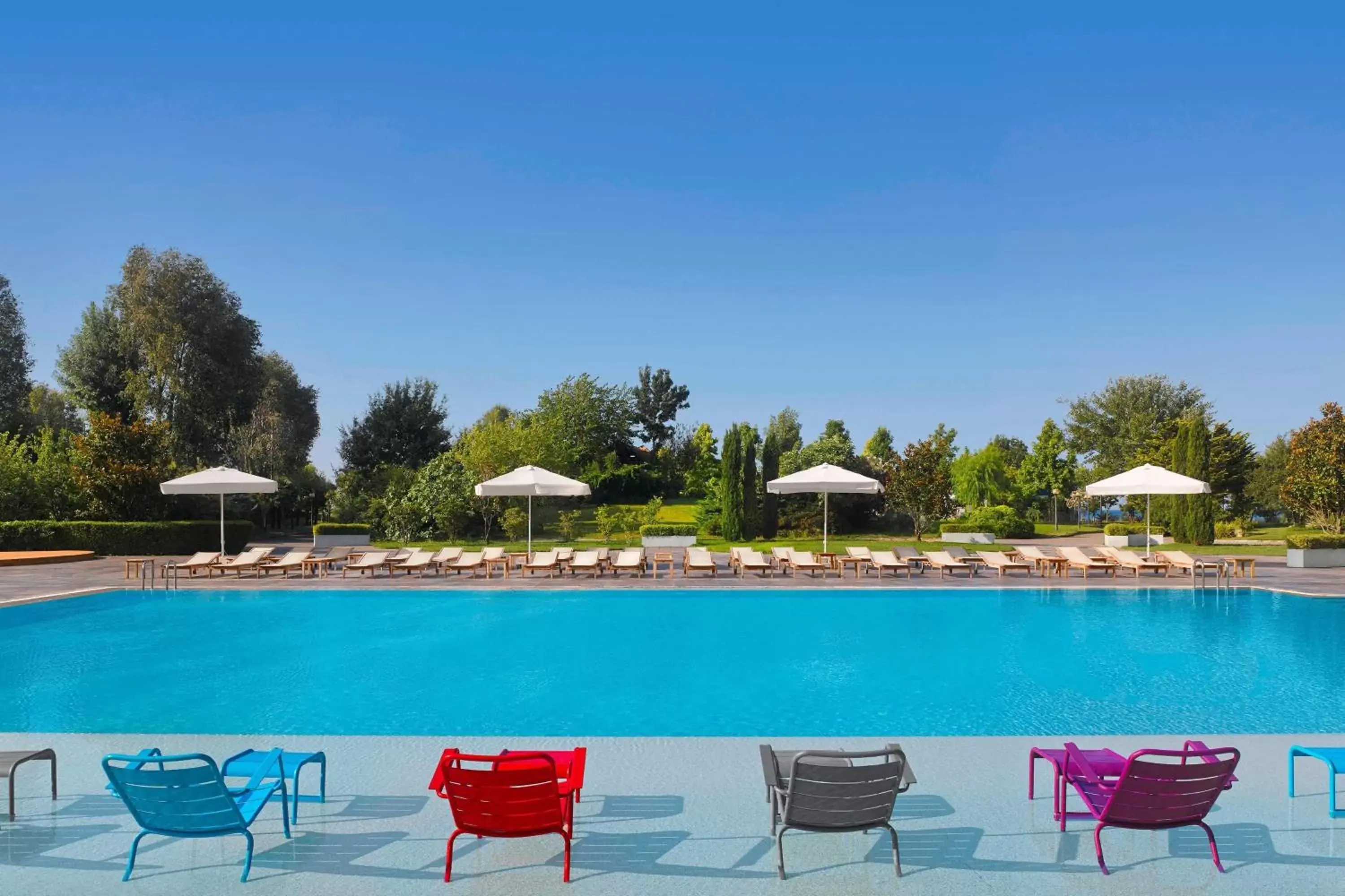 Swimming Pool in Sheraton Istanbul Atakoy Hotel