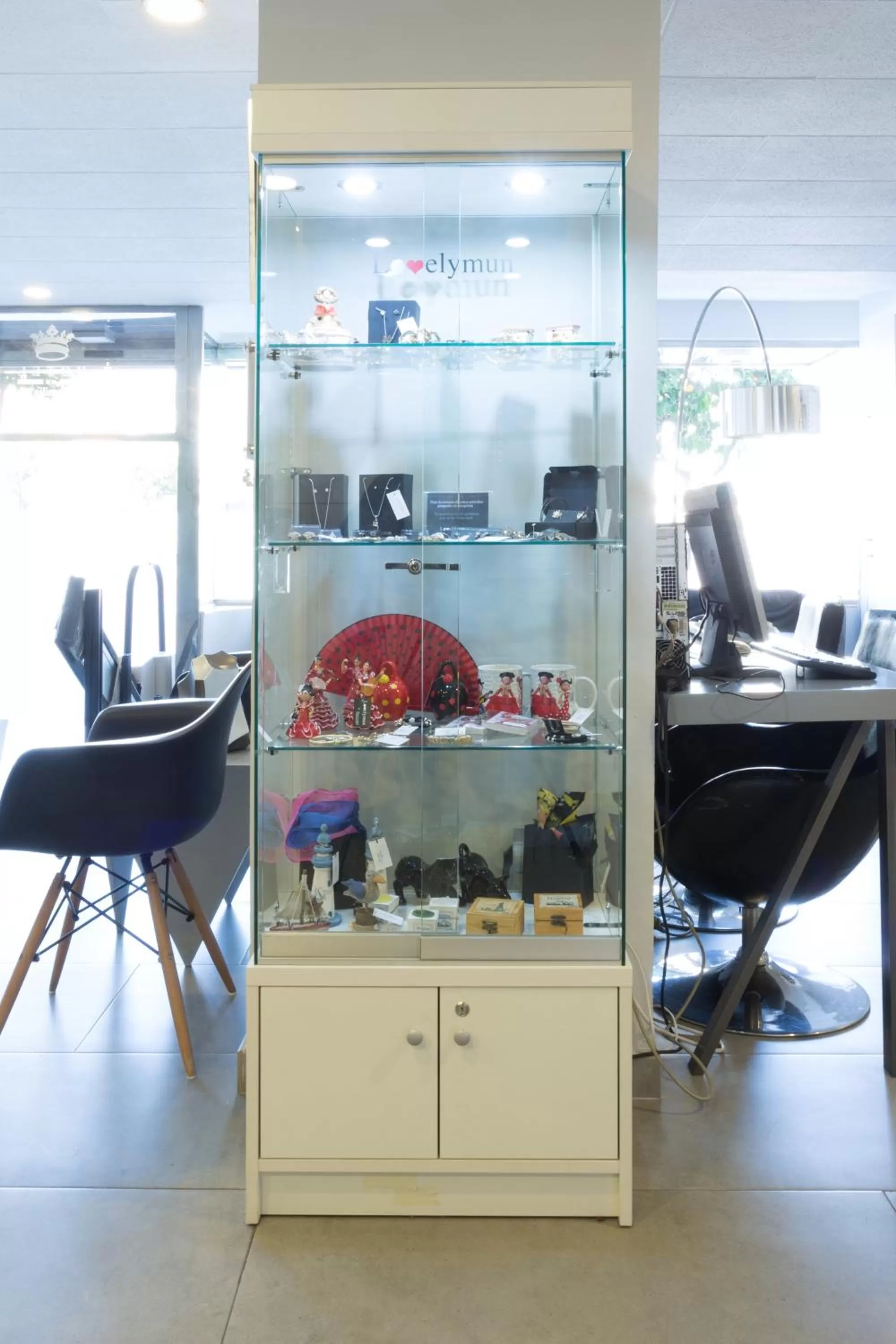 On-site shops in Hotel Familia Conde