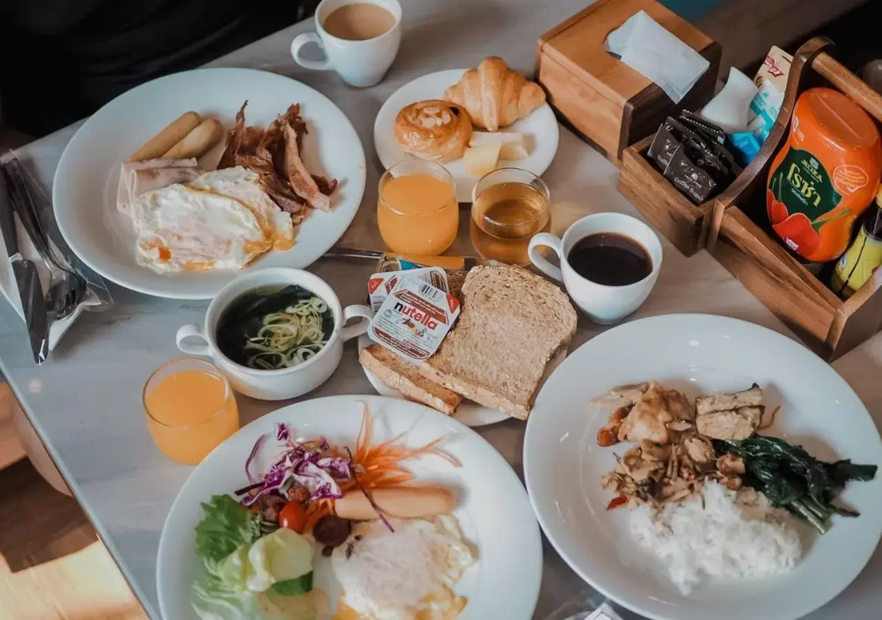 Breakfast in Staybridge Suites Bangkok Thonglor, an IHG Hotel