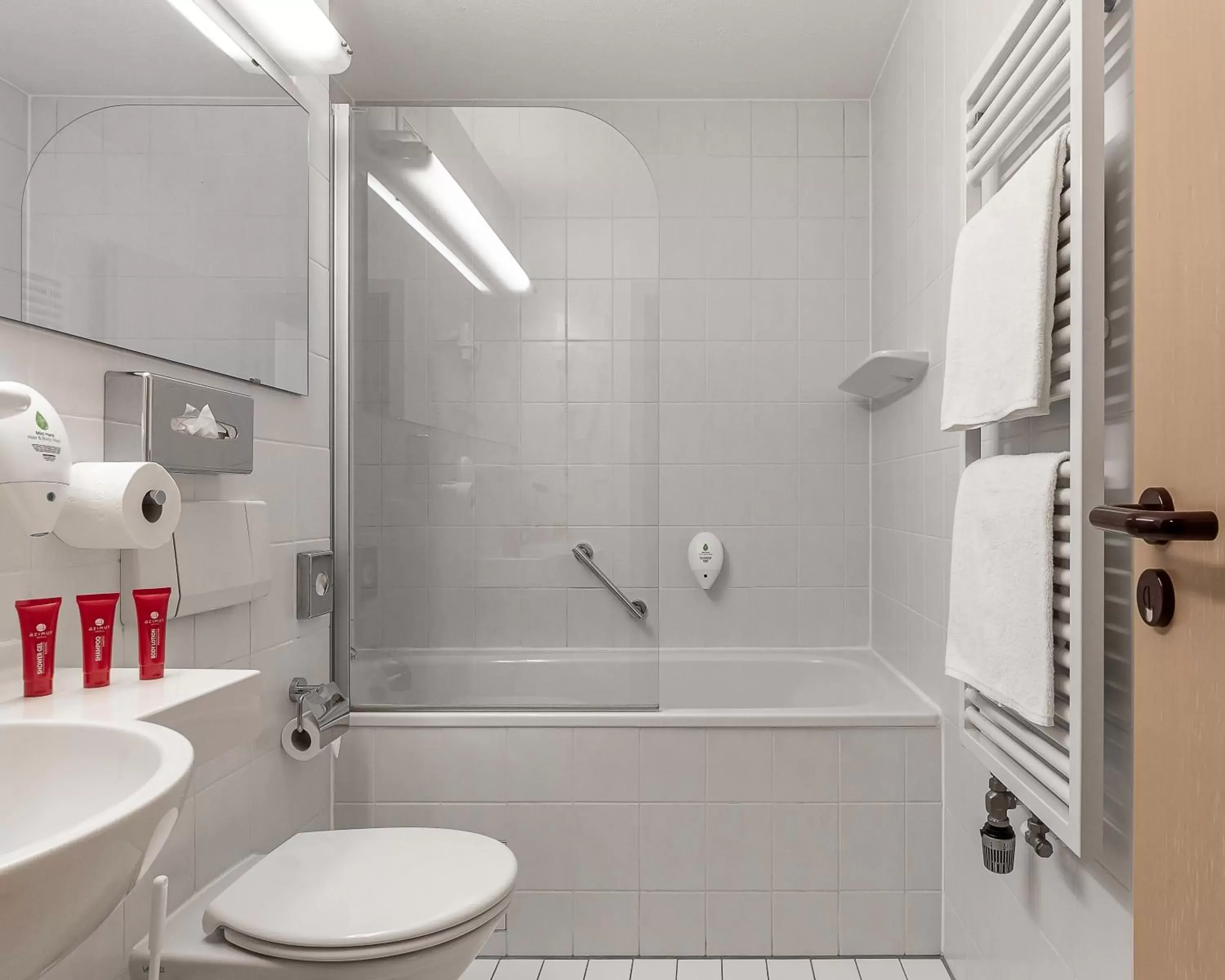 Bathroom in AZIMUT Hotel Nuremberg