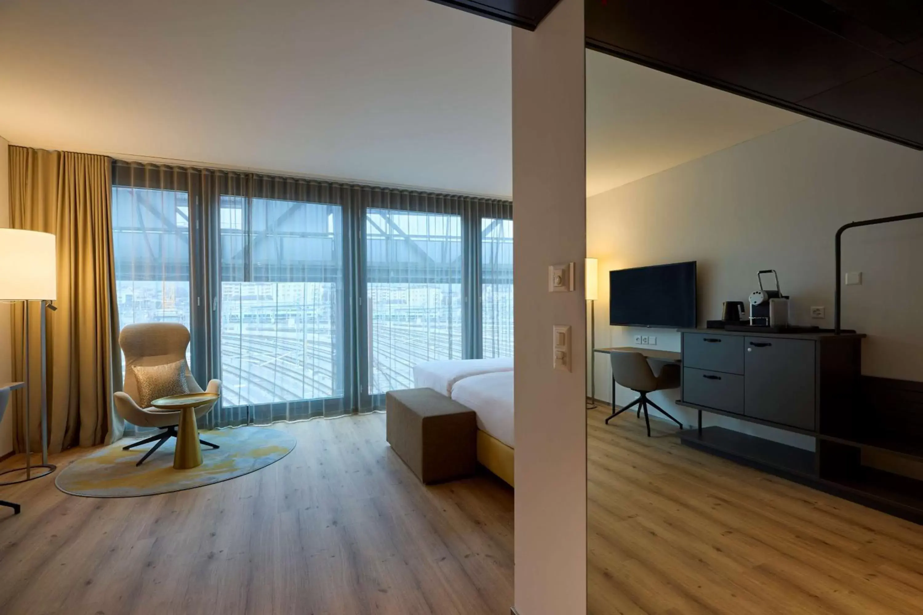 Bedroom, Seating Area in Radisson Blu Hotel, Lucerne