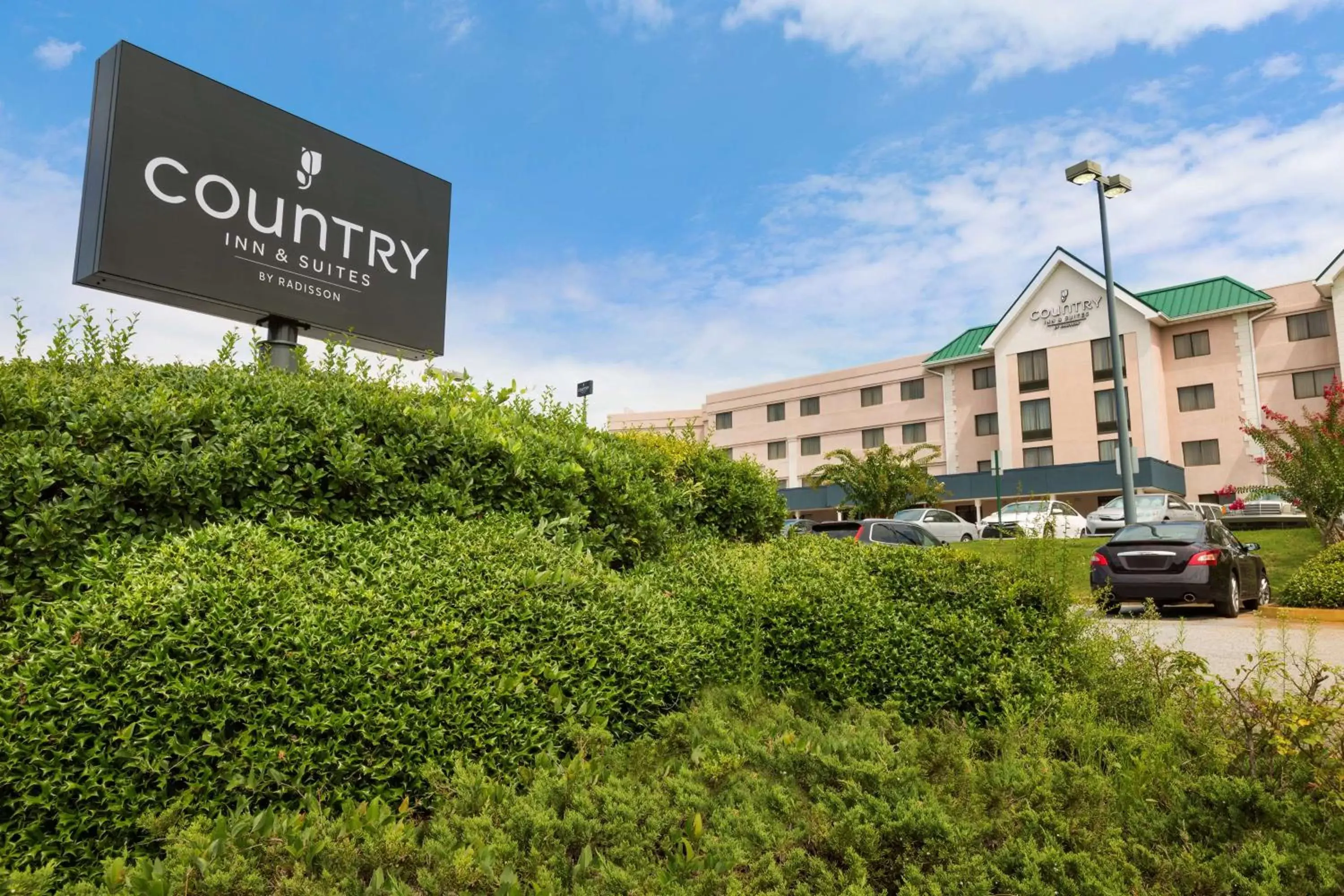 Property Building in Country Inn & Suites by Radisson, Atlanta Airport South, GA