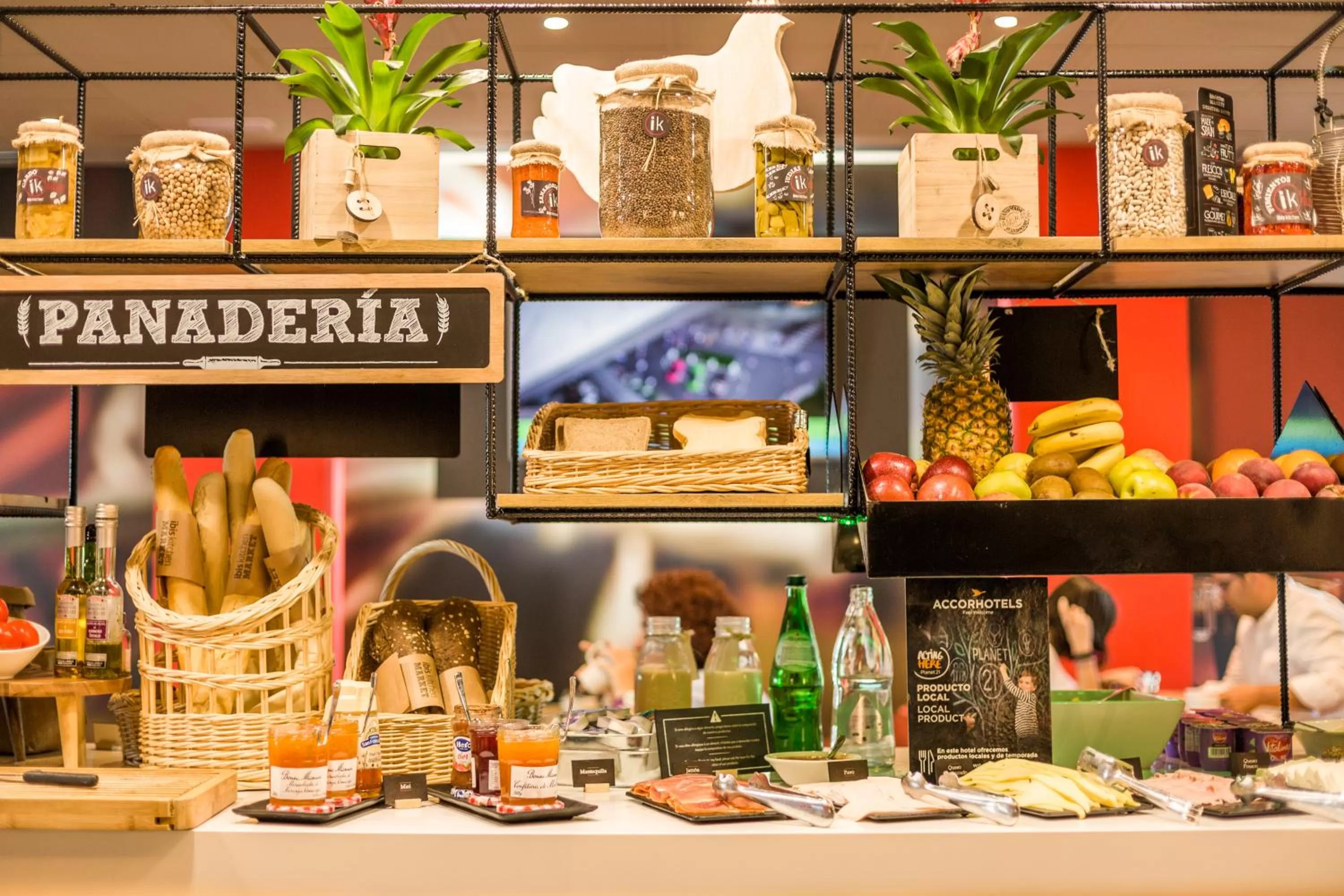 Meals in Ibis Montmelo Granollers