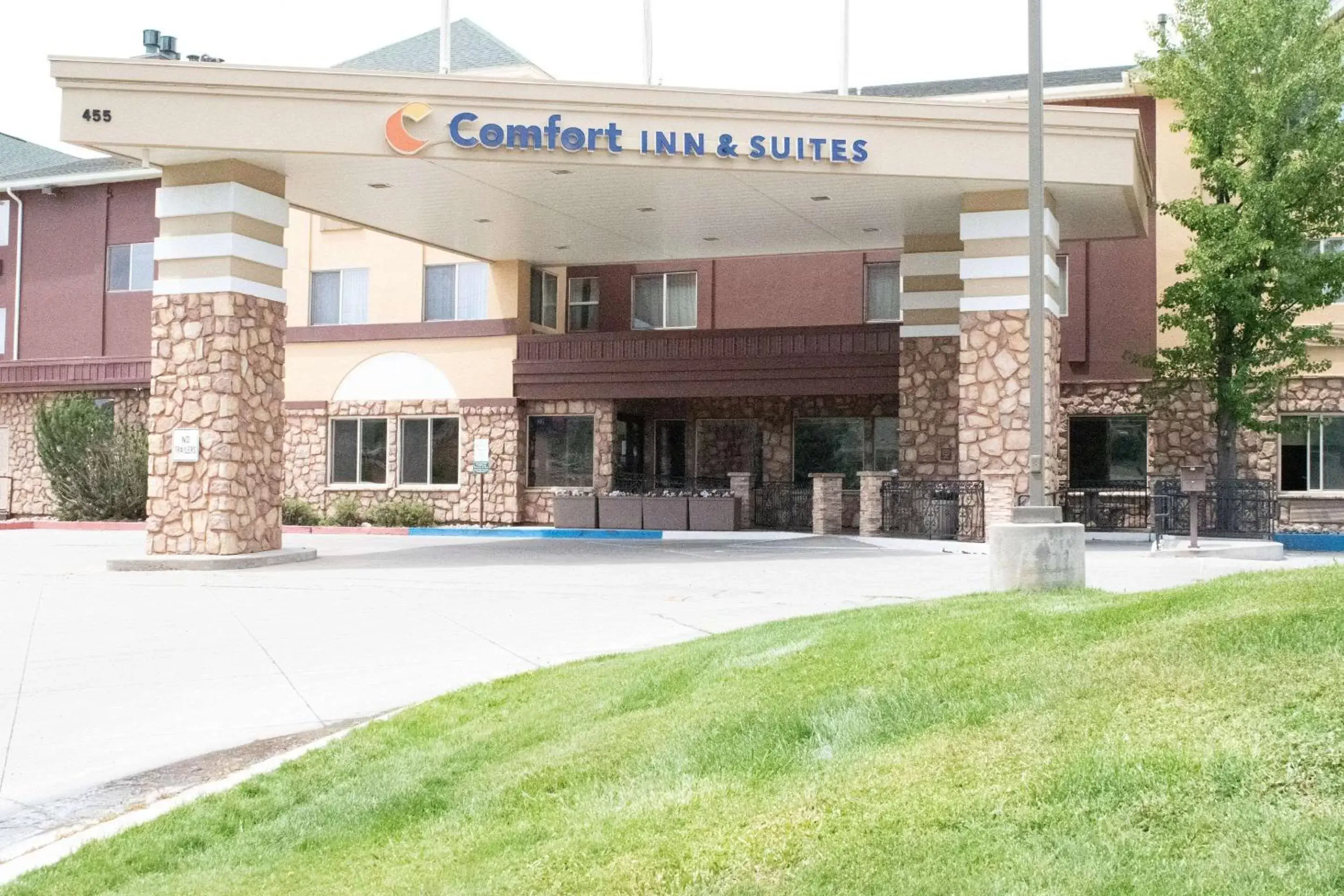 Property Building in Comfort Inn & Suites Durango