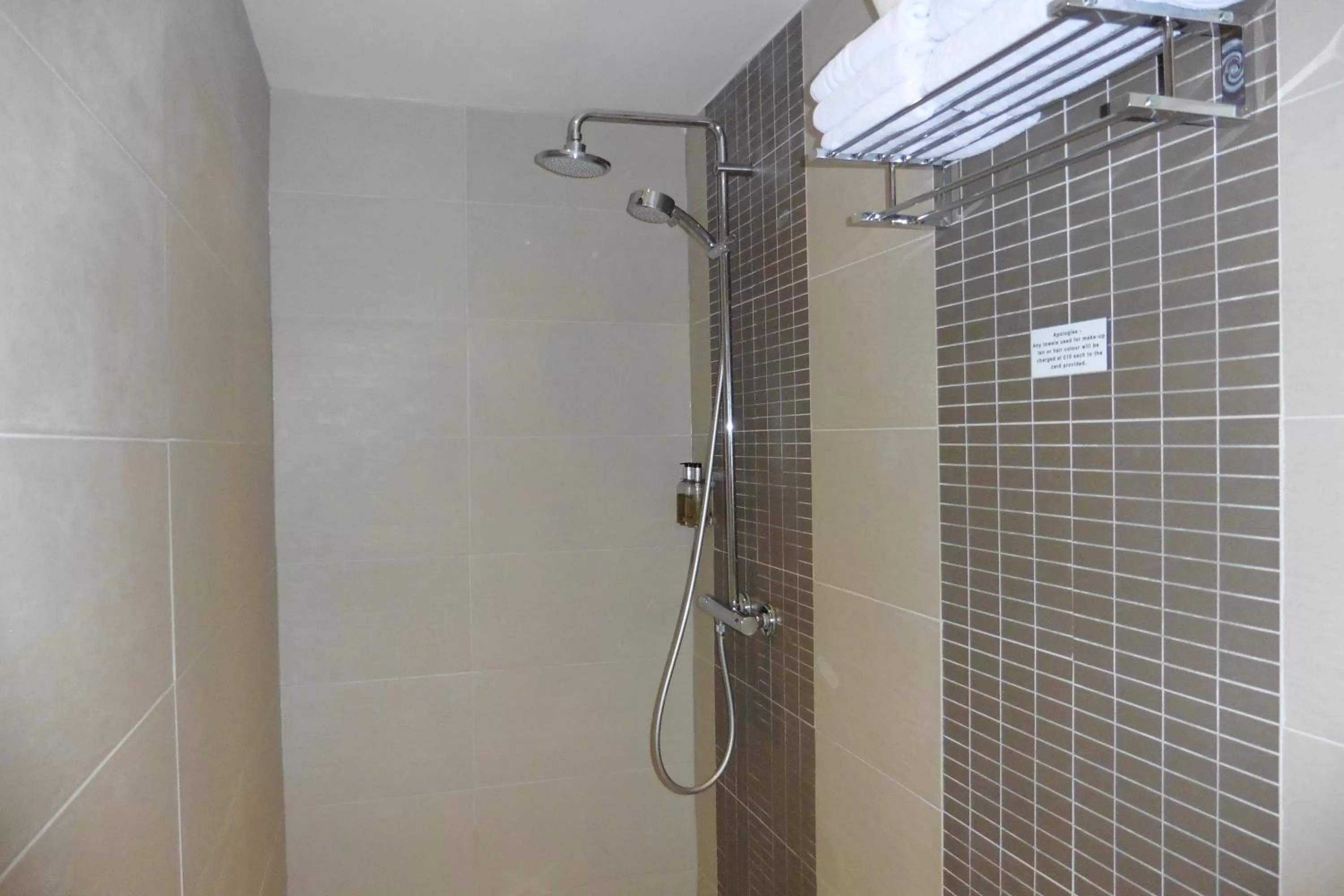 Bathroom in Brighton Inn Boutique Guest Accommodation