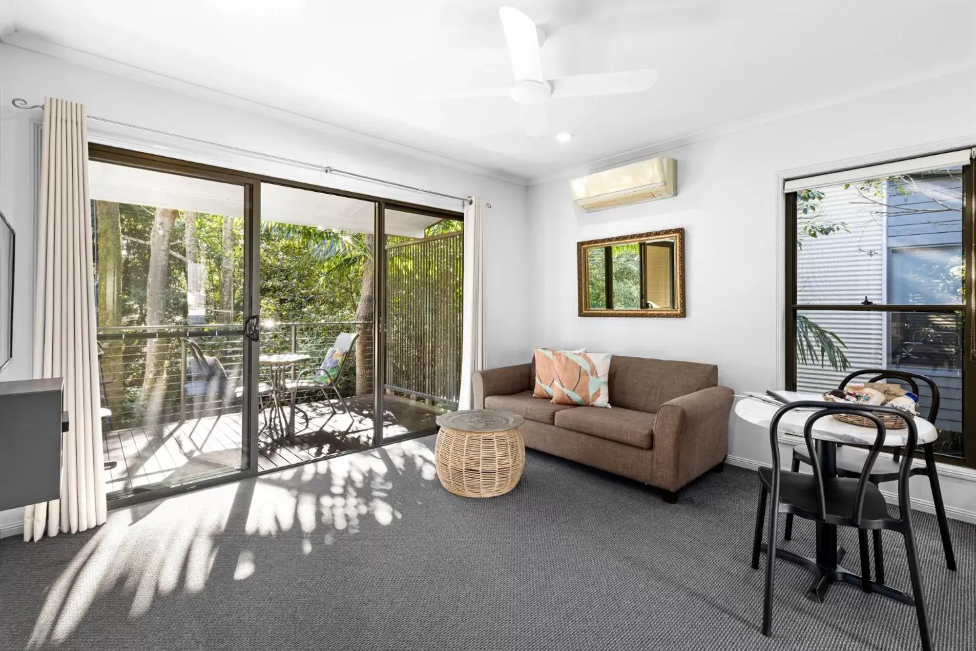 View (from property/room), Seating Area in On Obi Maleny