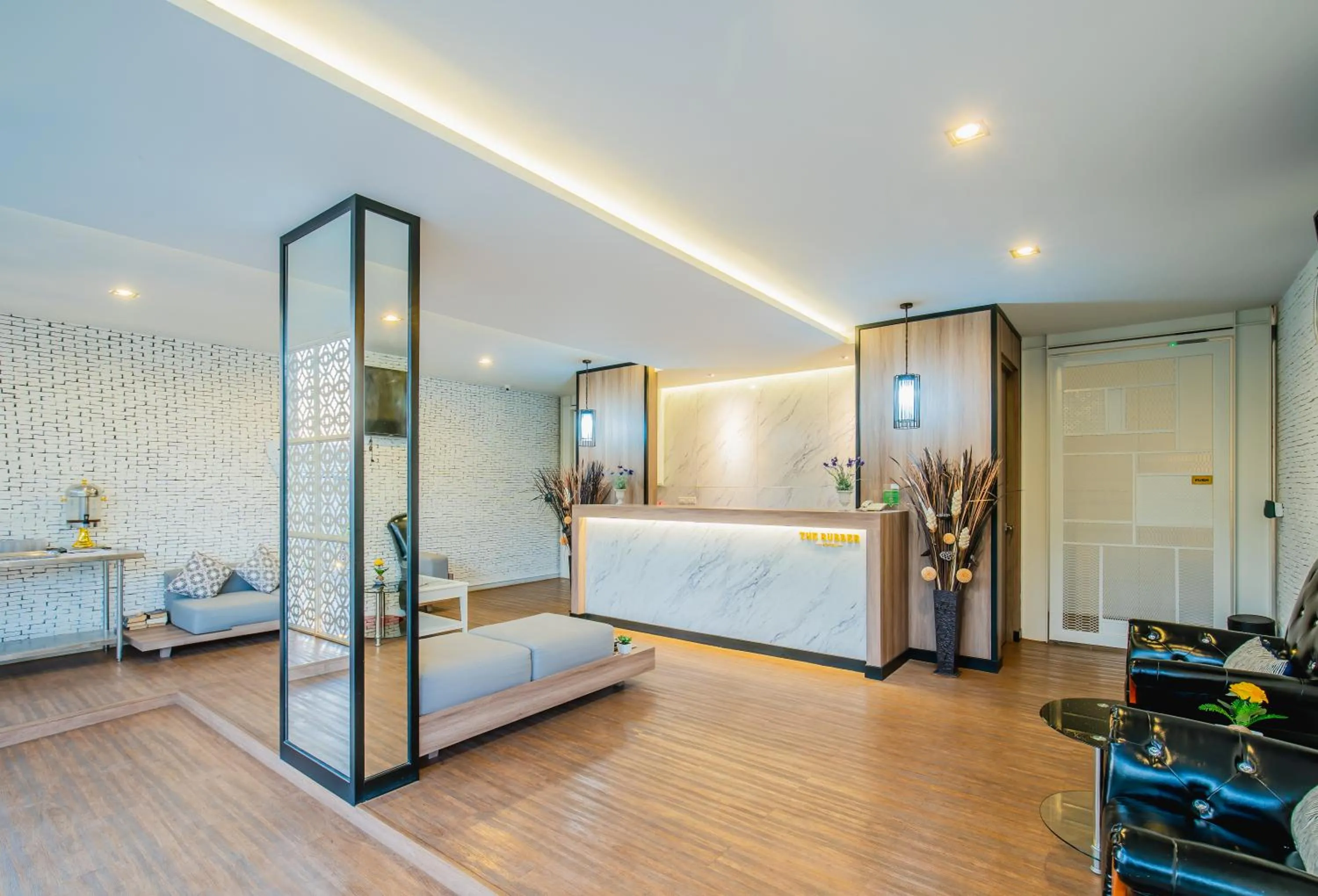 Lobby or reception, Bed in The Rubber Hotel Phuket