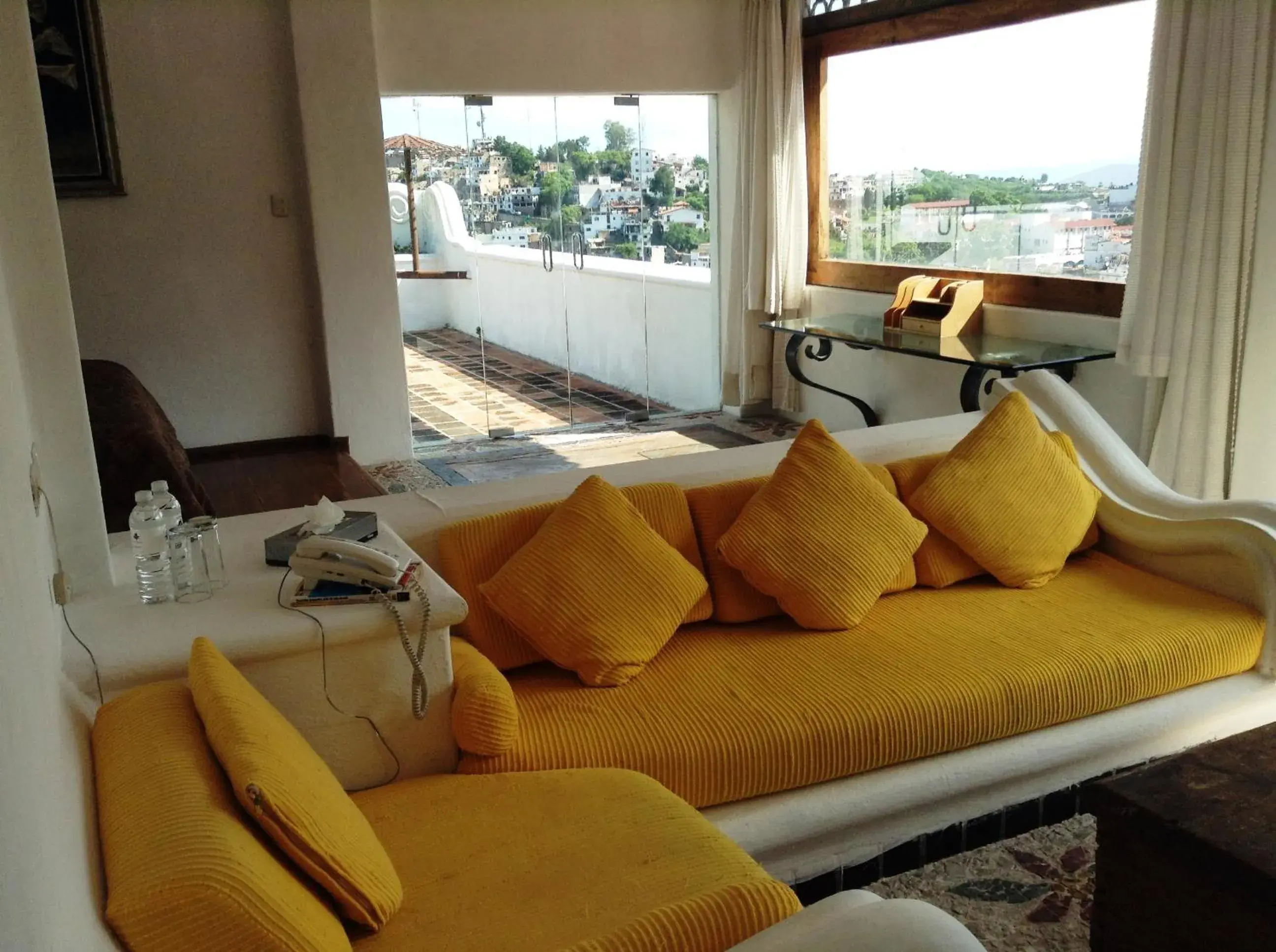 Seating Area in Posada de la Mision, Hotel Museo y Jardin