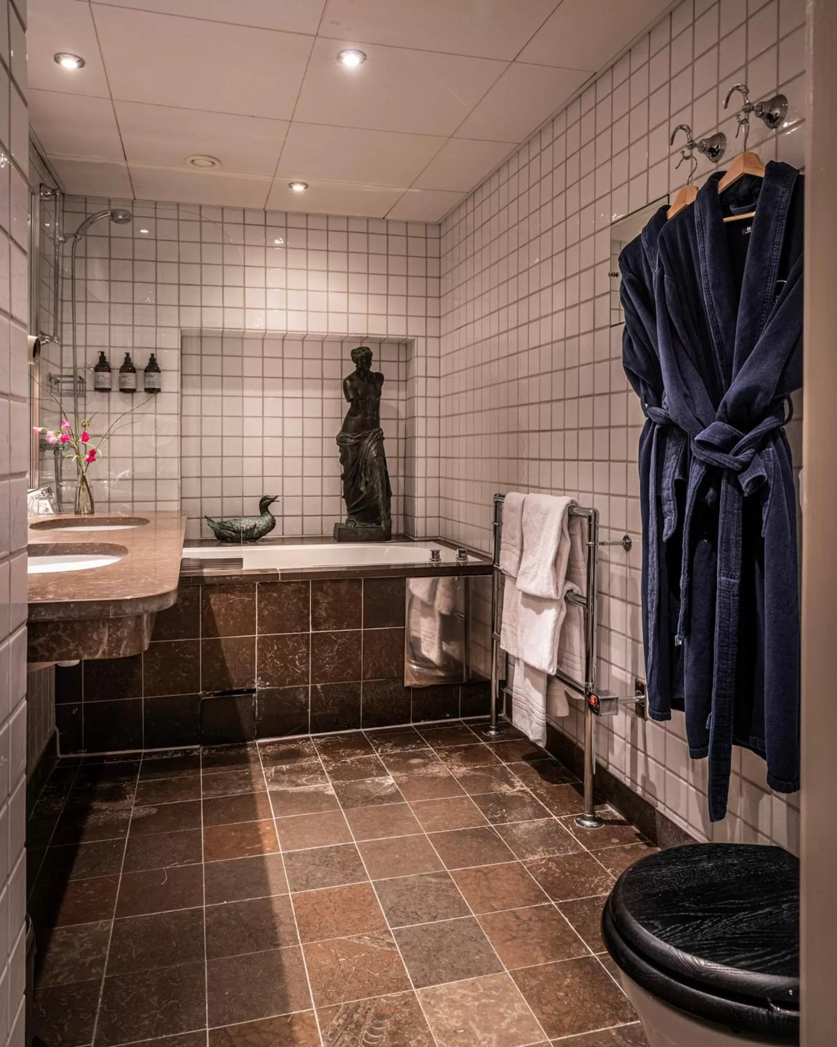 Bathroom in Victory Hotel