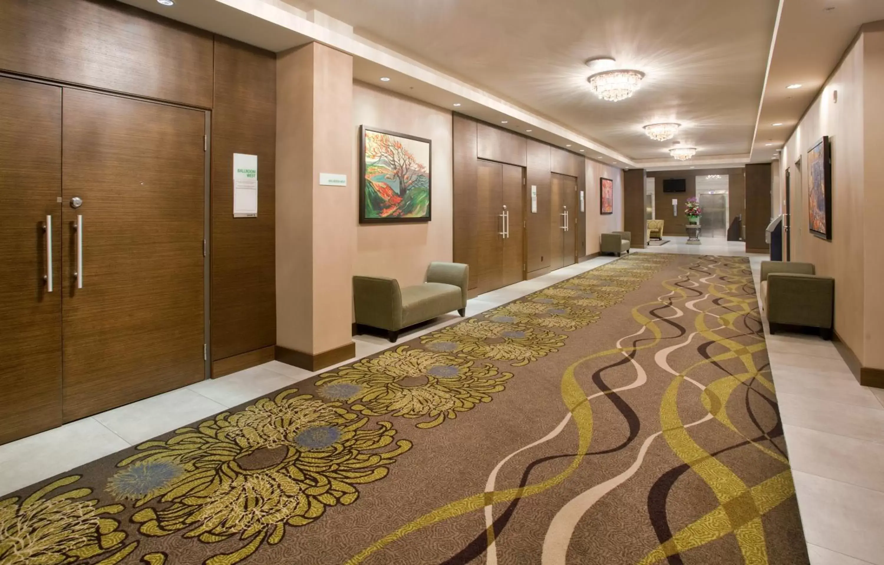 Meeting/conference room, Lobby/Reception in Holiday Inn Vancouver-Centre Broadway, an IHG Hotel