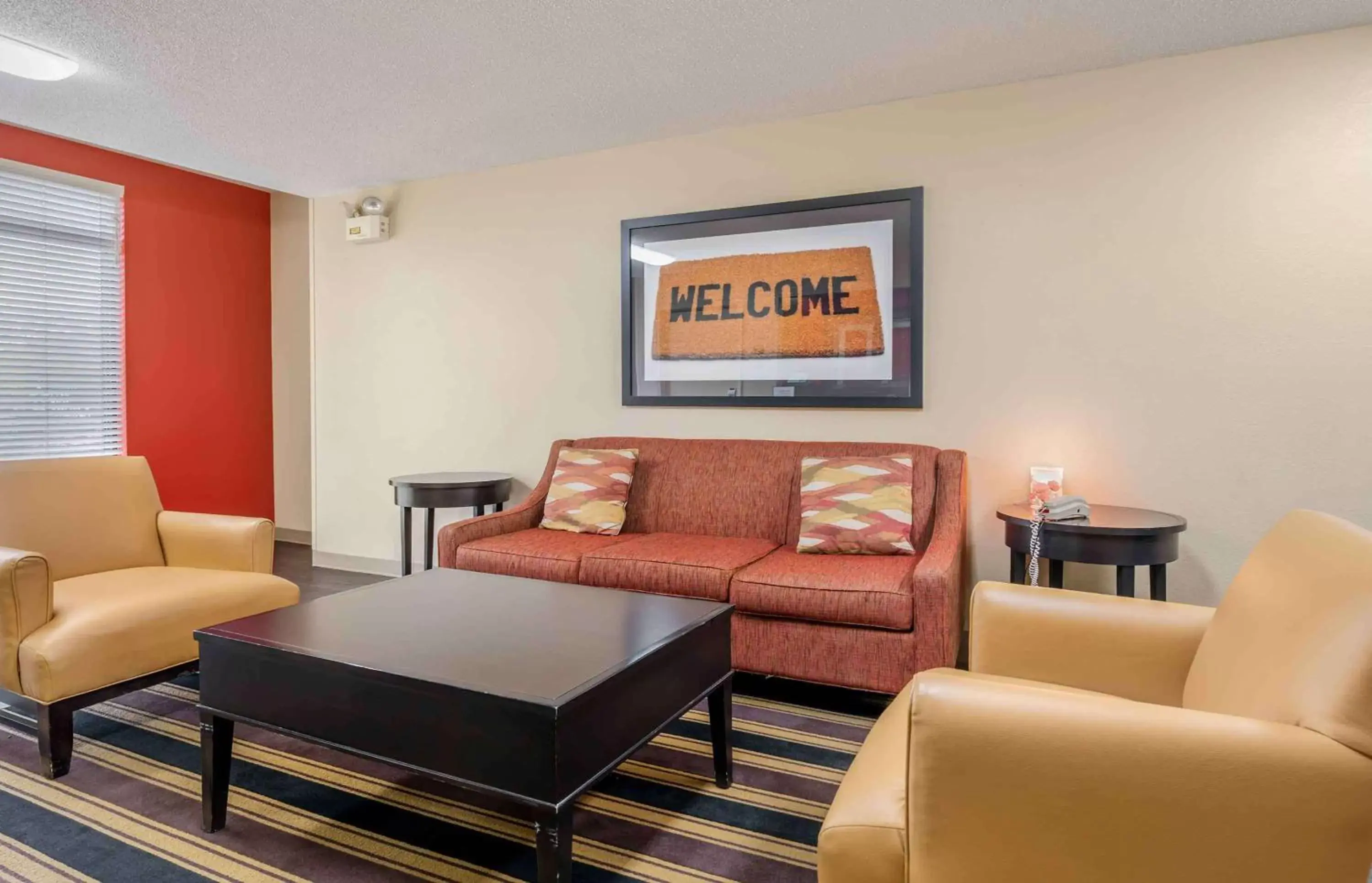 Lobby or reception, Seating Area in Extended Stay America Suites - Evansville - East