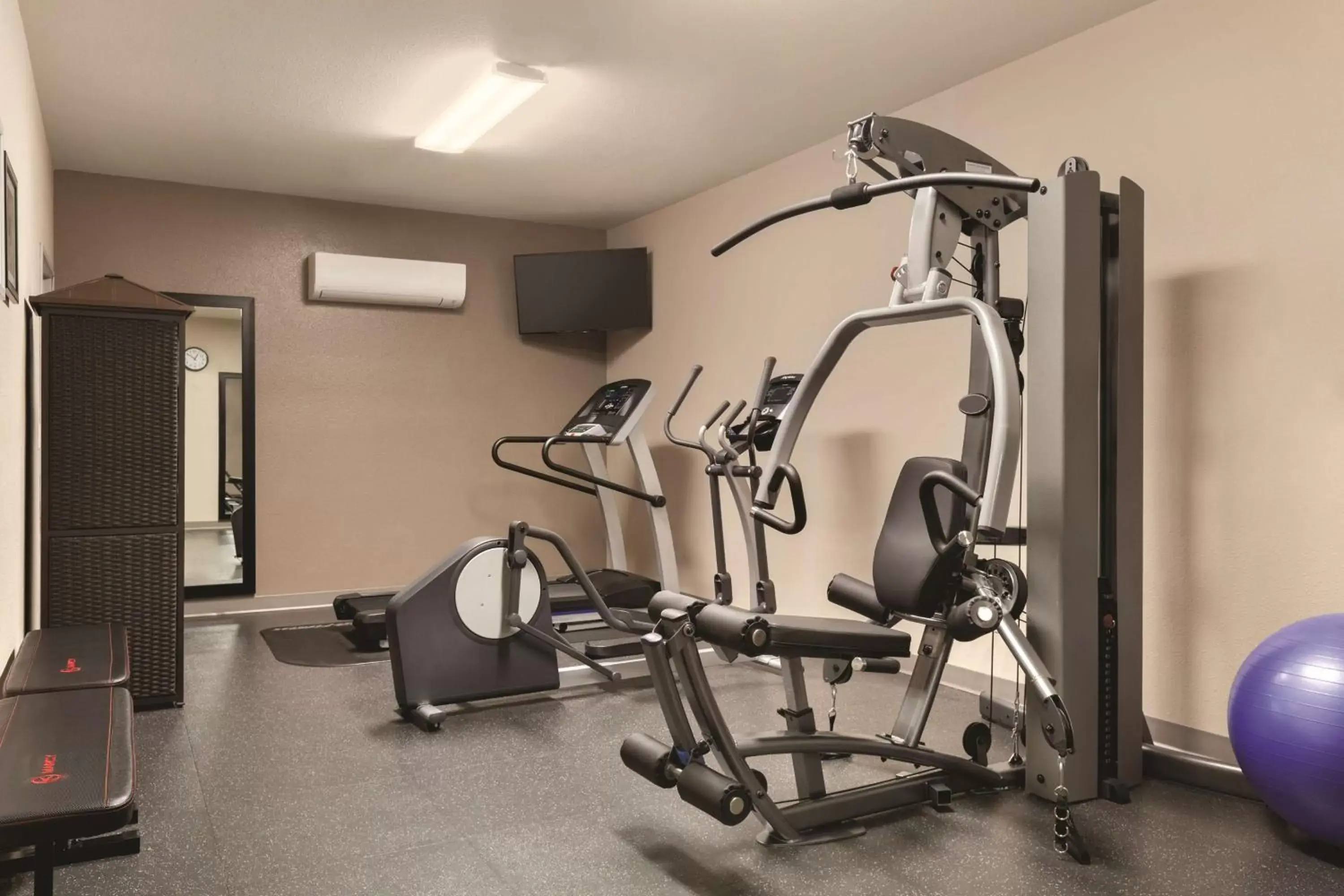 Activities, Fitness Center/Facilities in Country Inn & Suites by Radisson, Prineville, OR
