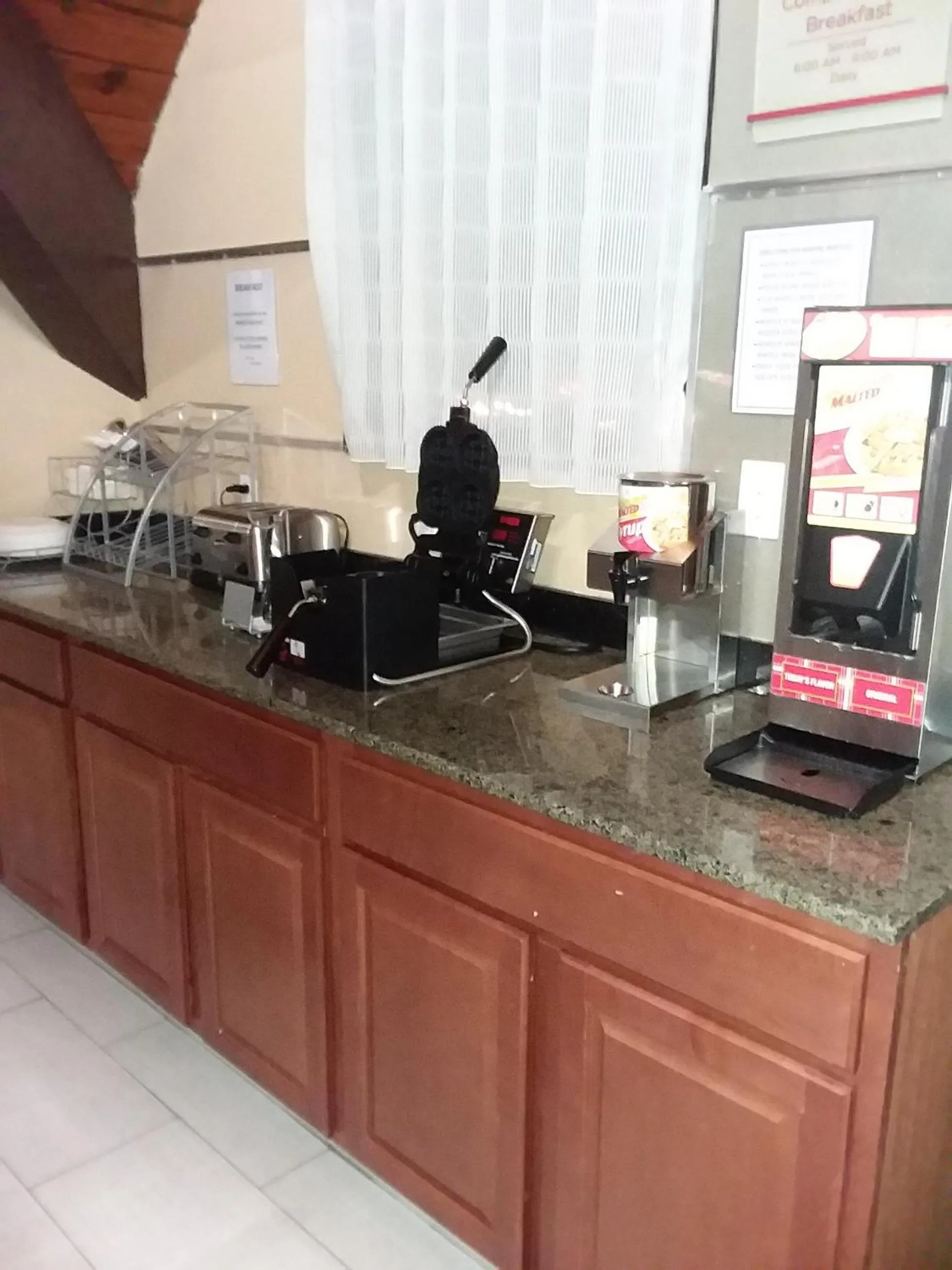 Hawthorn Suites by Wyndham Columbia