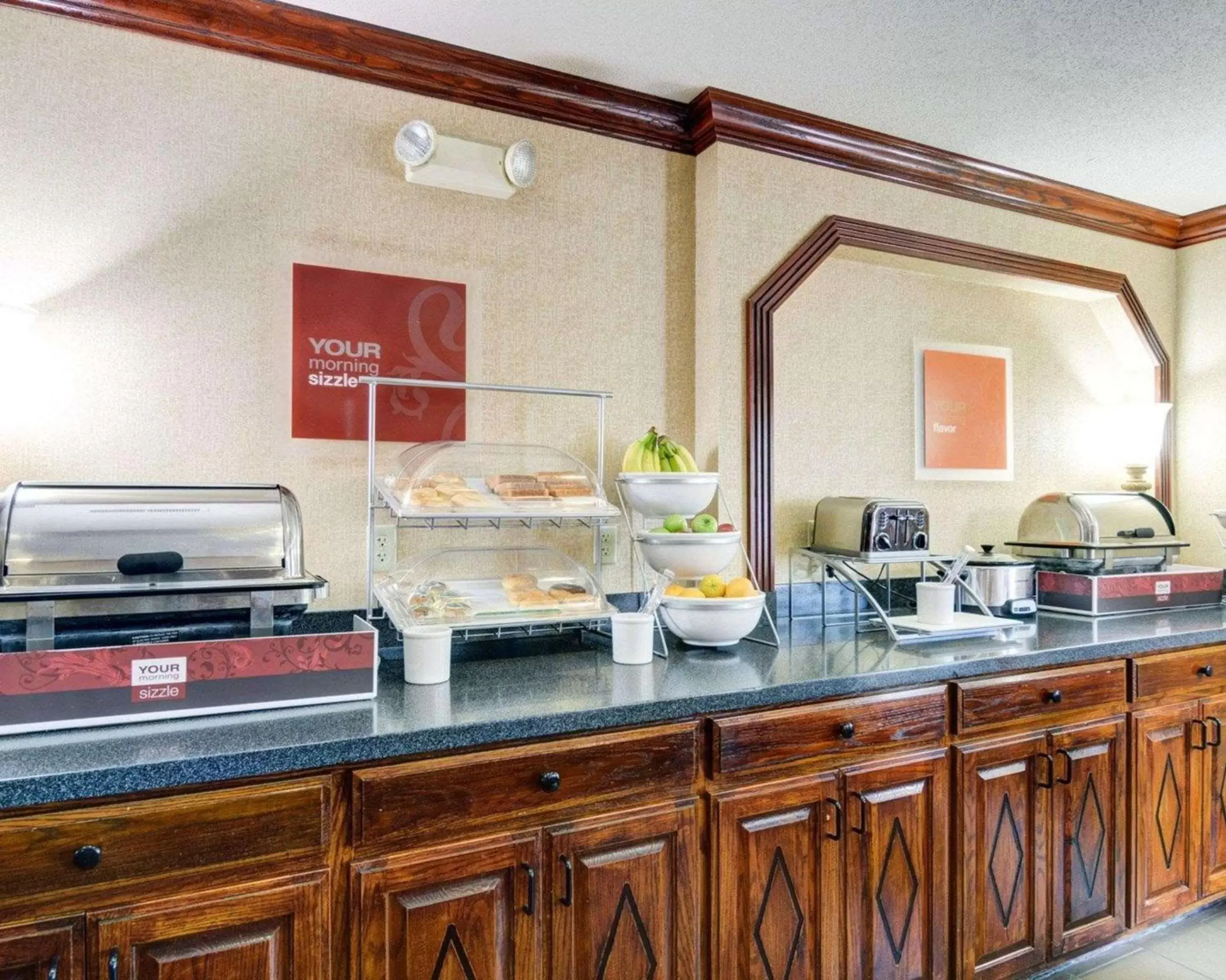 Restaurant/Places to Eat in Comfort Inn & Suites Conway